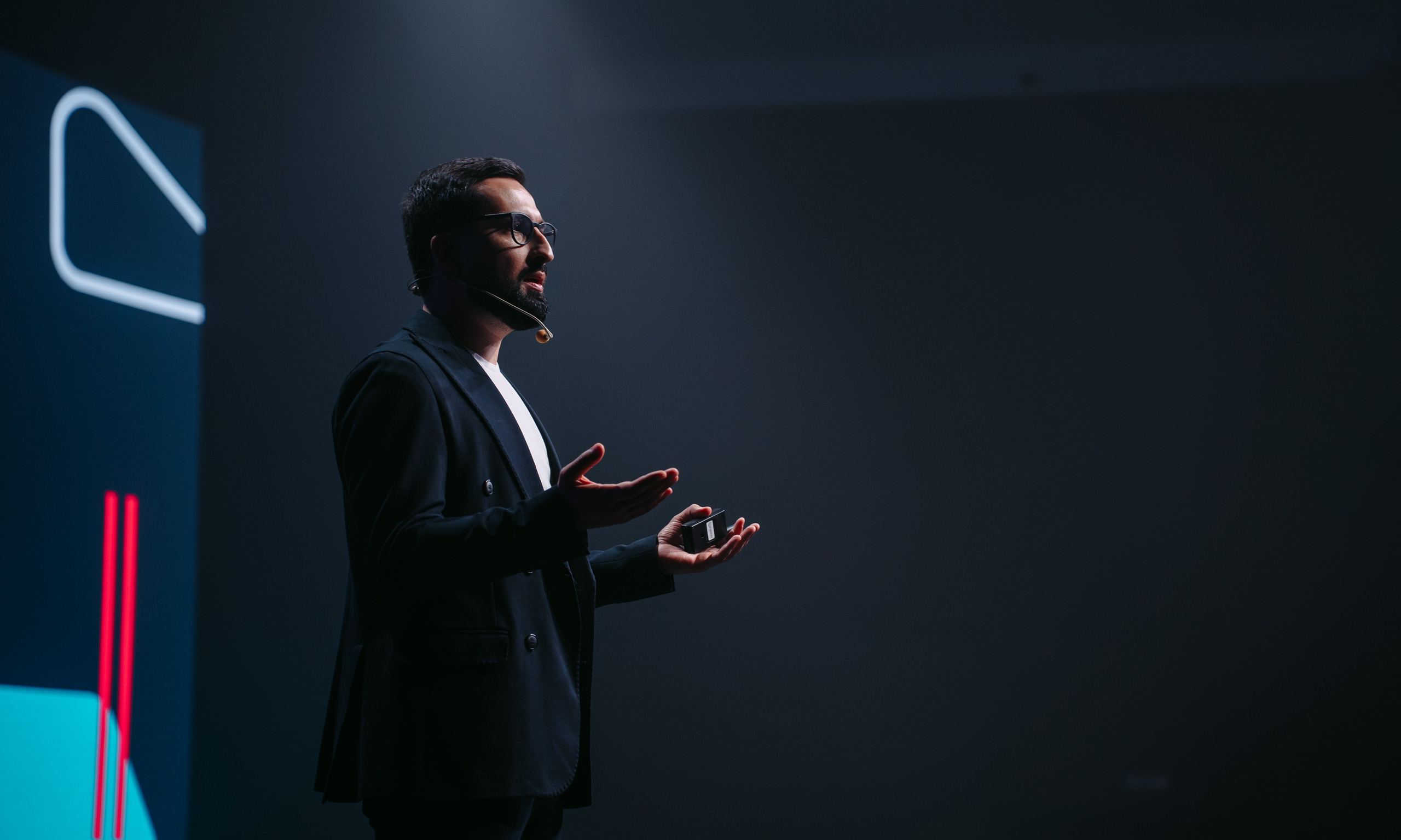 Яндекс Реклама. Конференция в Казани / 2024. Саша Копылов, фотограф в Казани