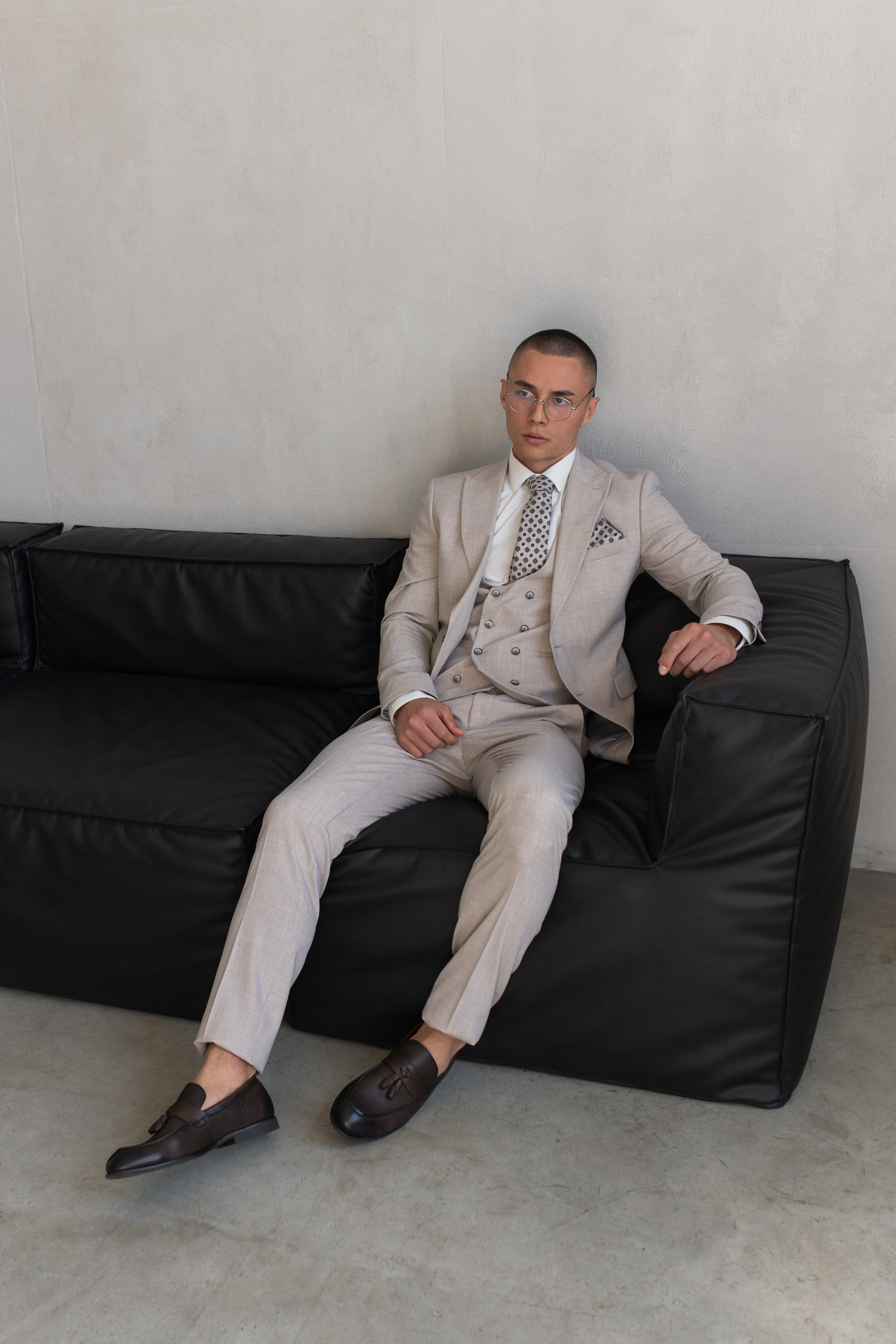 Контент-съёмка для бренда мужских костюмов «Дом Капитана». Свадебный фотограф Екатеринбург/Челябинск — Любовь Волохова