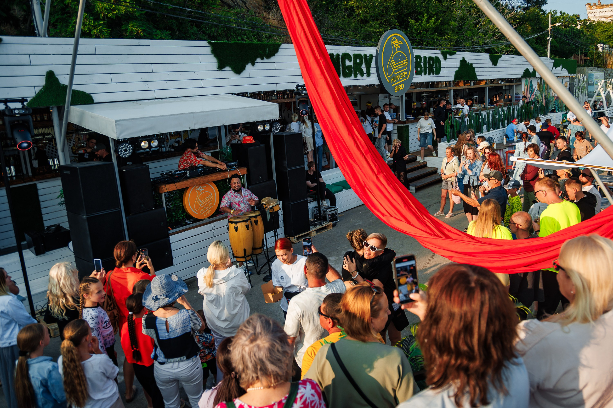 Открытие сезона в HUNGRY BIRD_Симеиз_Крым_14.06.2025. Аминов Руслан | Фотограф