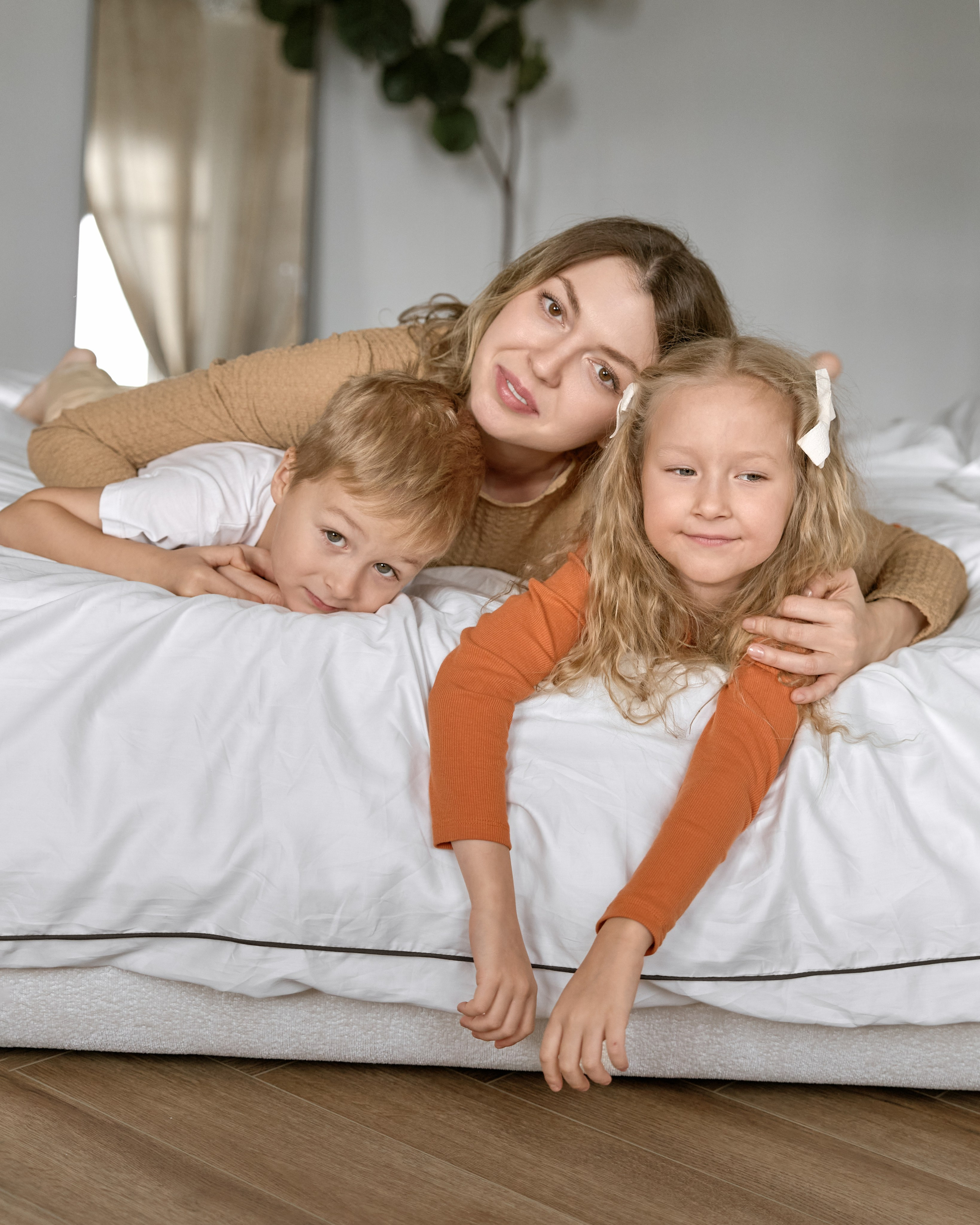 Семейная фотосьемка в фотостудии «Истории» зал «Апартаменты»