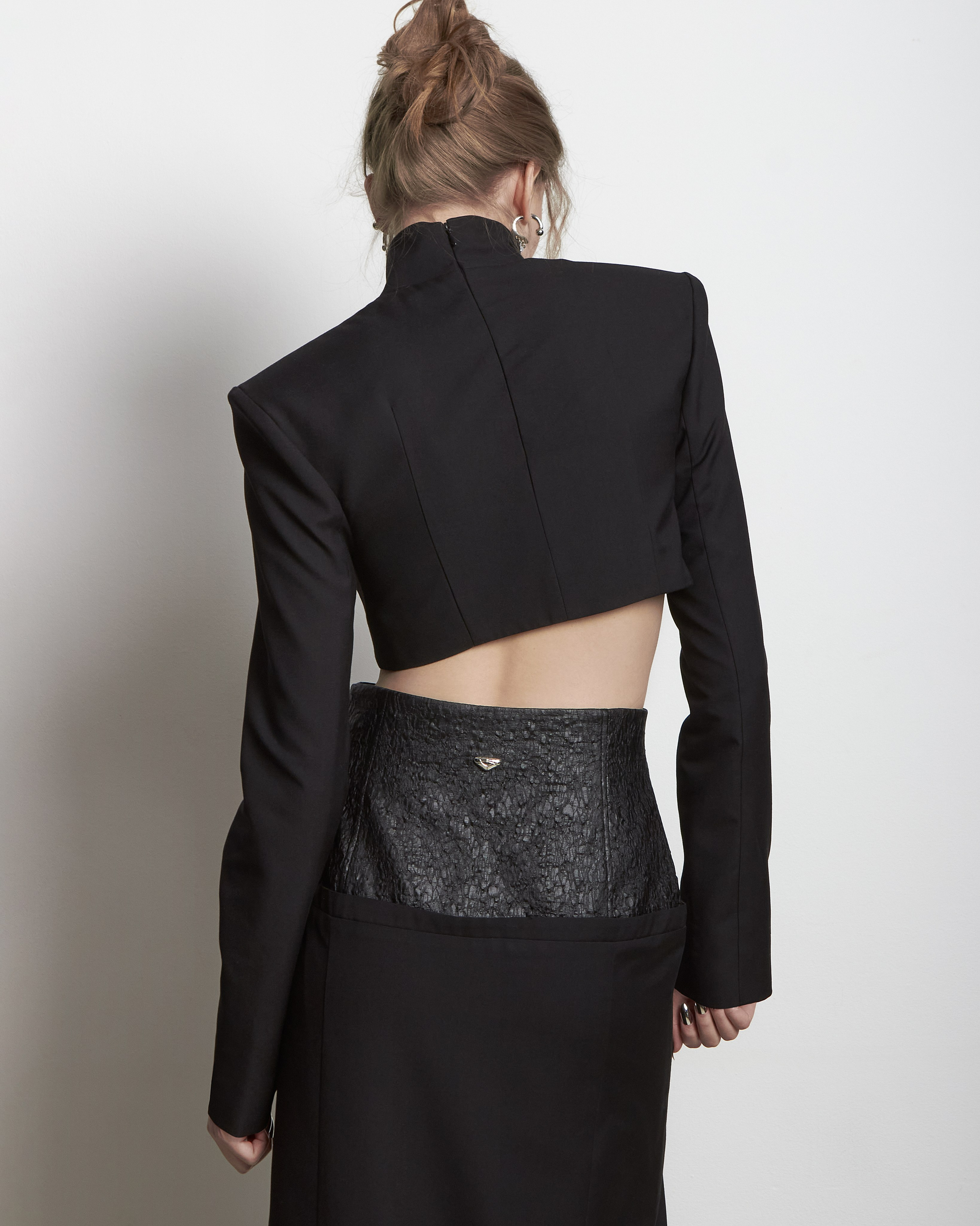 Sequor — 02. DIMA SHABALOVSKY