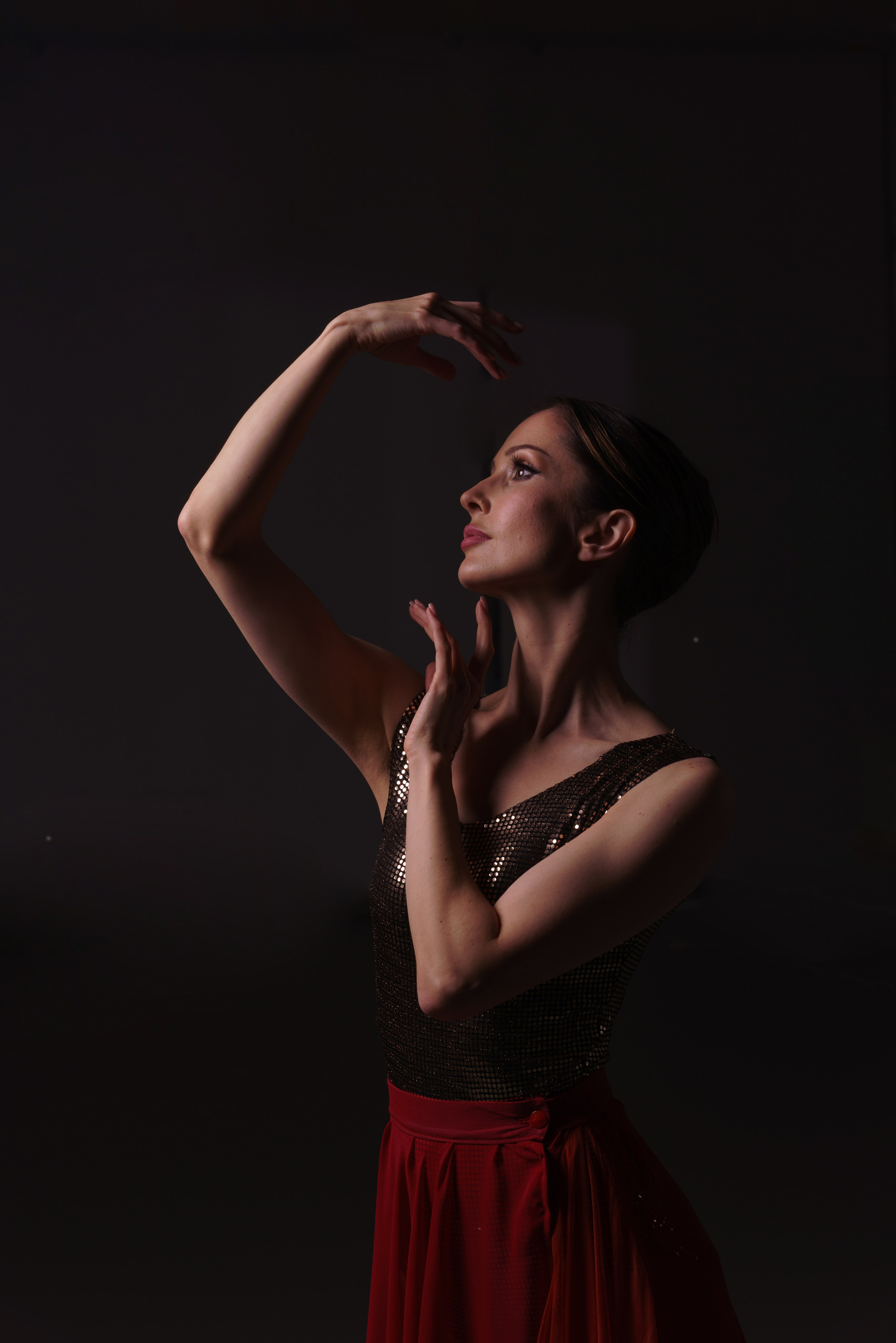 Анонс спектакля «Легенда о Тюльпане». Фотограф Алматы, курс по Фотографии в Алматы. Дмитриева Наталья