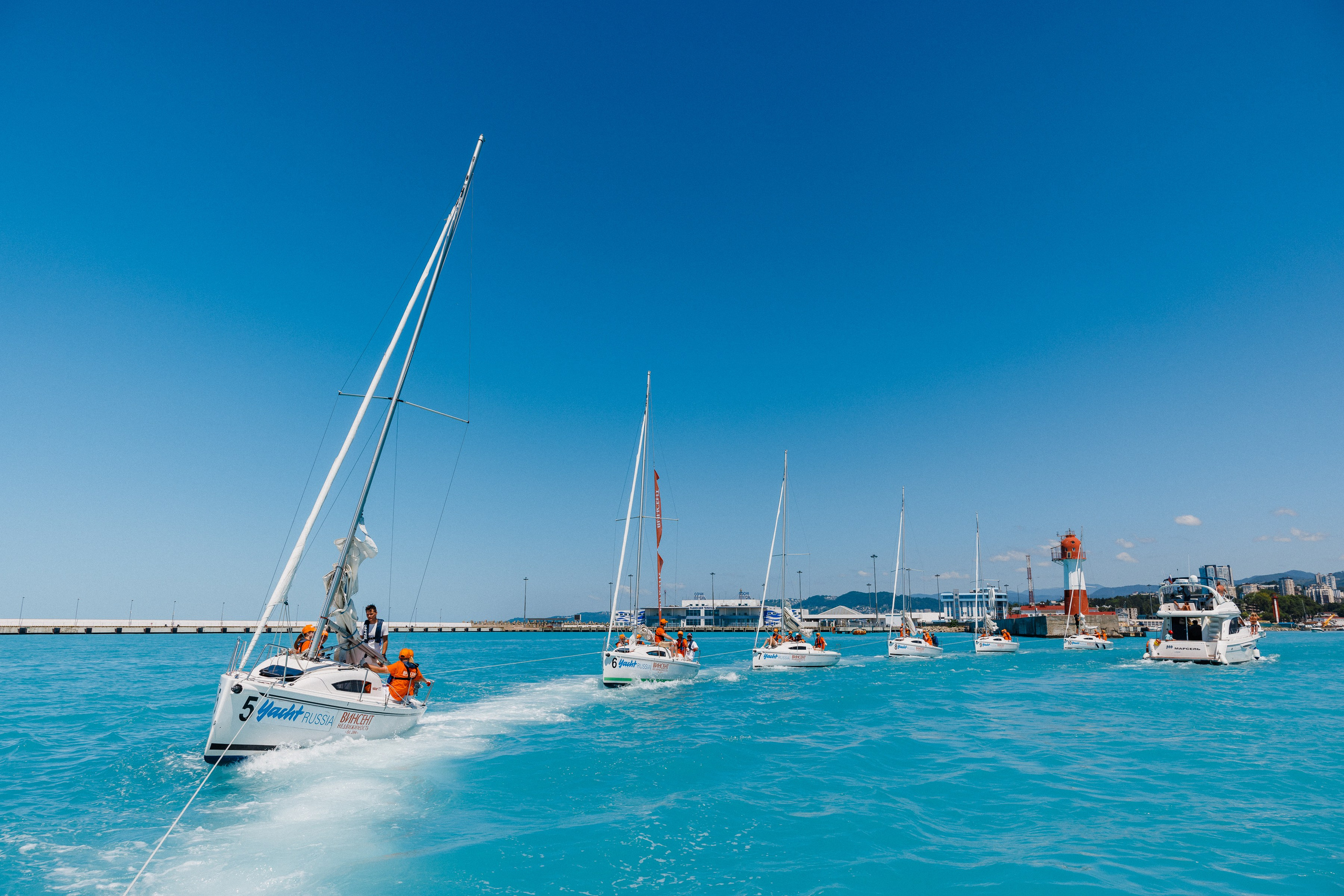 Корпоратив компании Винсент. Парусная регат. (Россия. Сочи 2022). Фотограф в Сочи, Репортажный фотограф Виктор Кочков-Филатов