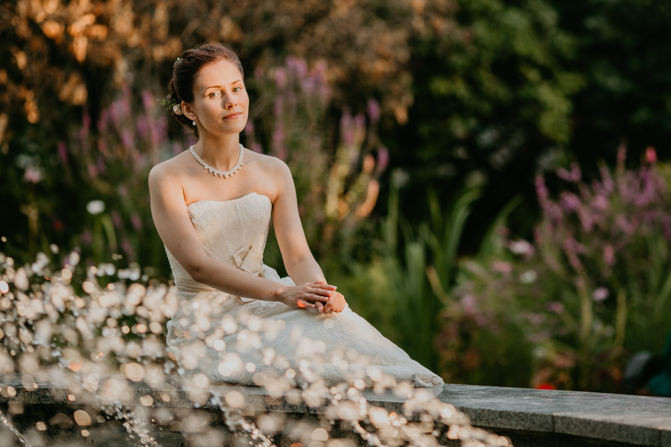 Свадебная прогулка ВДНХ. Фотограф Олеся Бакалина