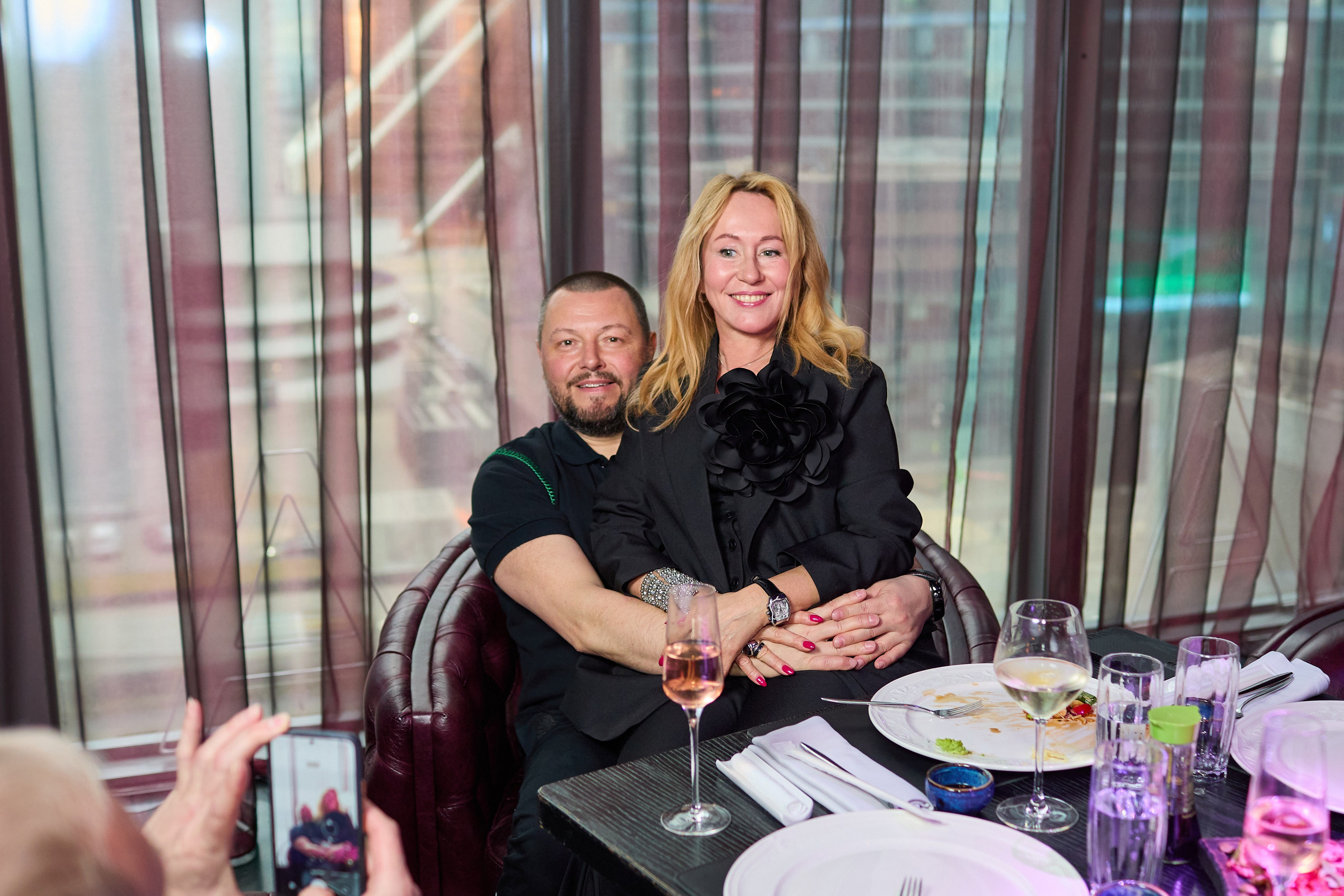 Юбилей в City Voice & Six Floor. Александр Осин — корпоративный и семейный фотограф в Москве