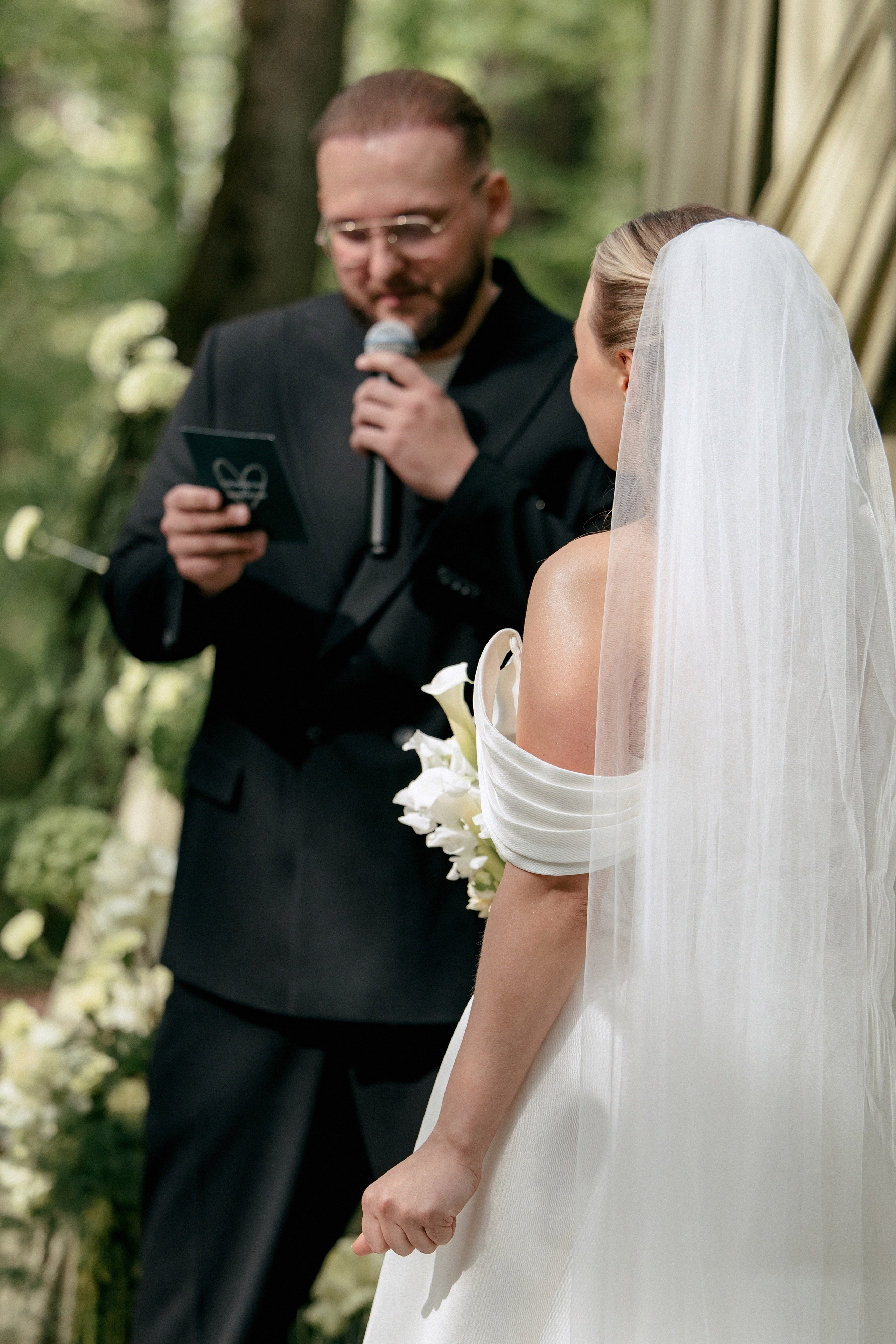 ЛЕС Event House выездная регистрация и свадебный банкет на площадке ЛЕС. Свадебный фотограф Москва