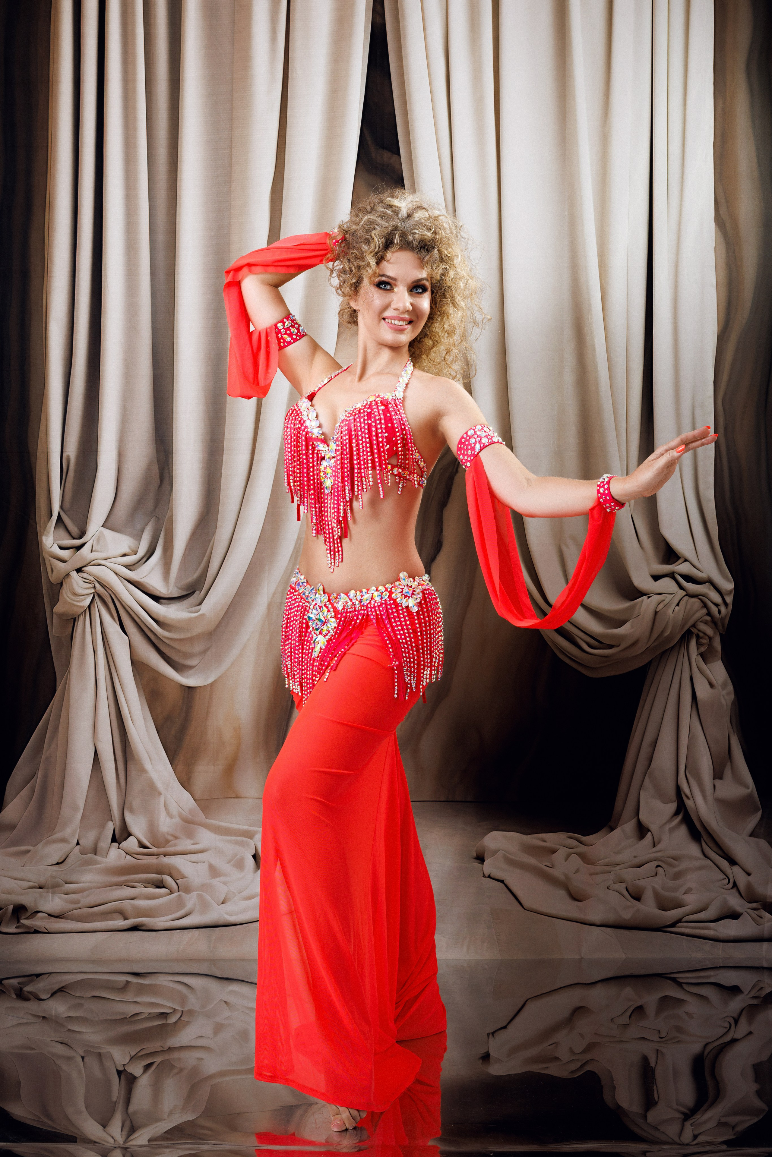 Портфолио для танцовщиц в Москве. Профессиональный фотограф в Москве Захар Ишутин