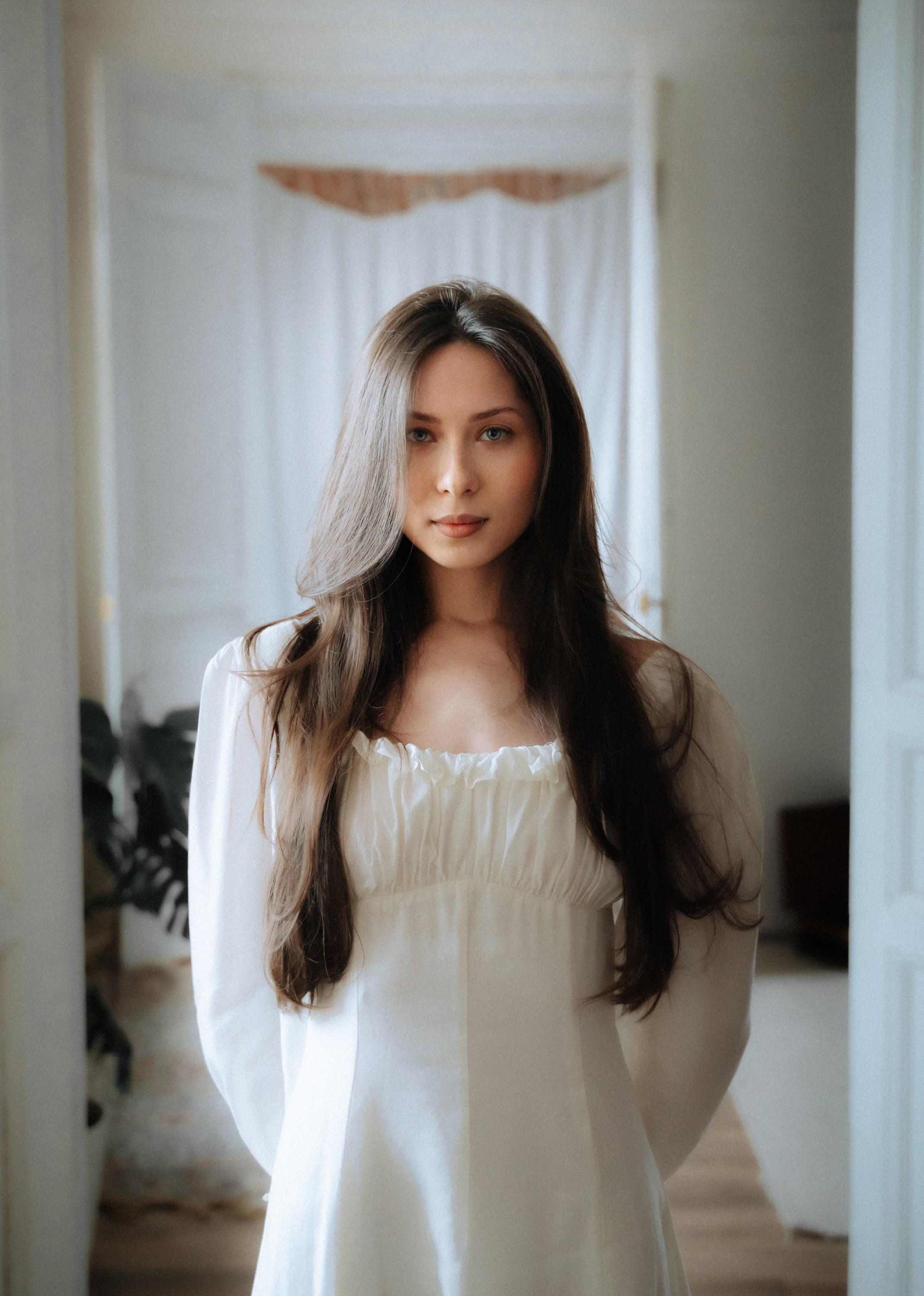 Тоня. Ищем потаённое. Портретный и предметный фотограф в Санкт-Петербурге