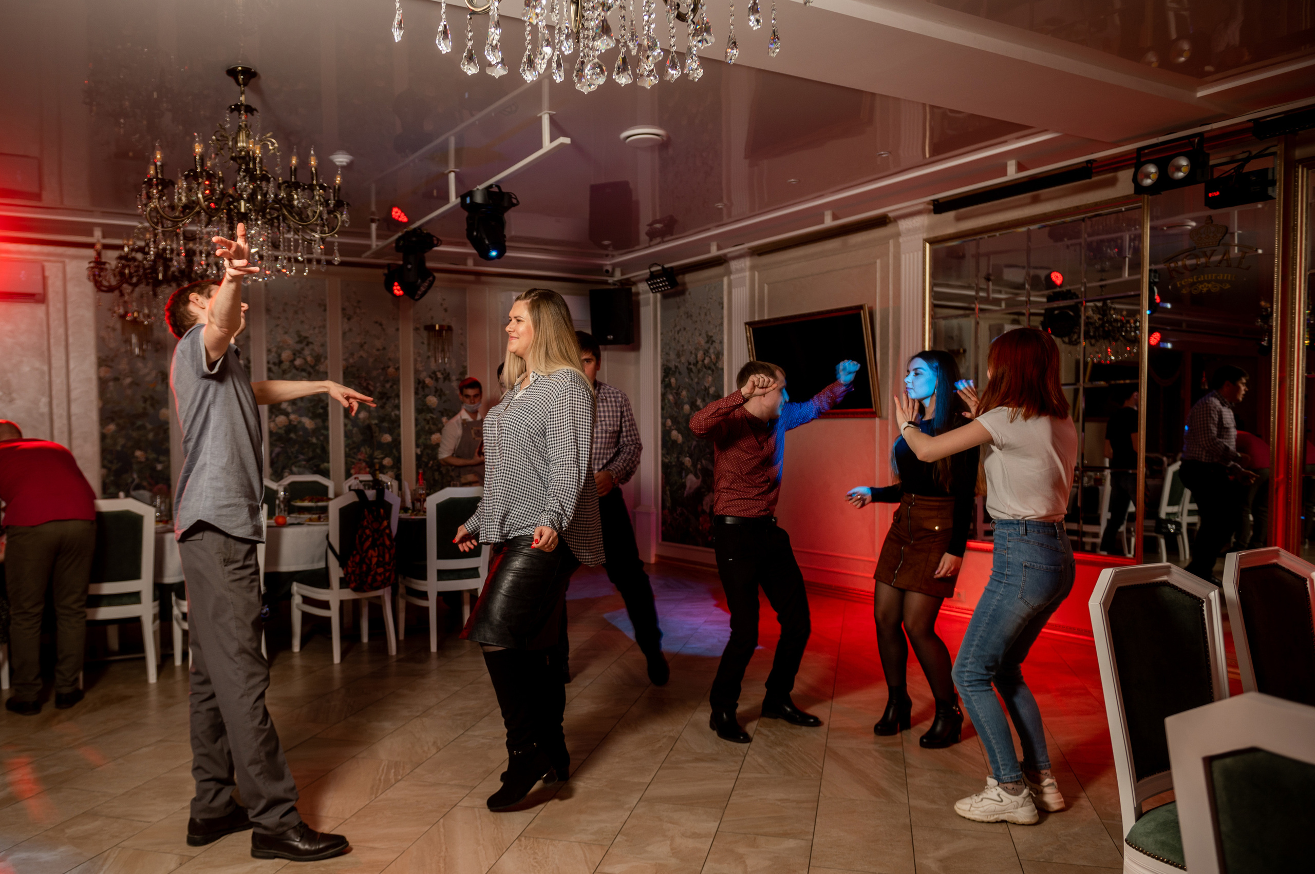 Рояль место для вашего дня рождения. Фотограф в Липецке Ковалько Евгений