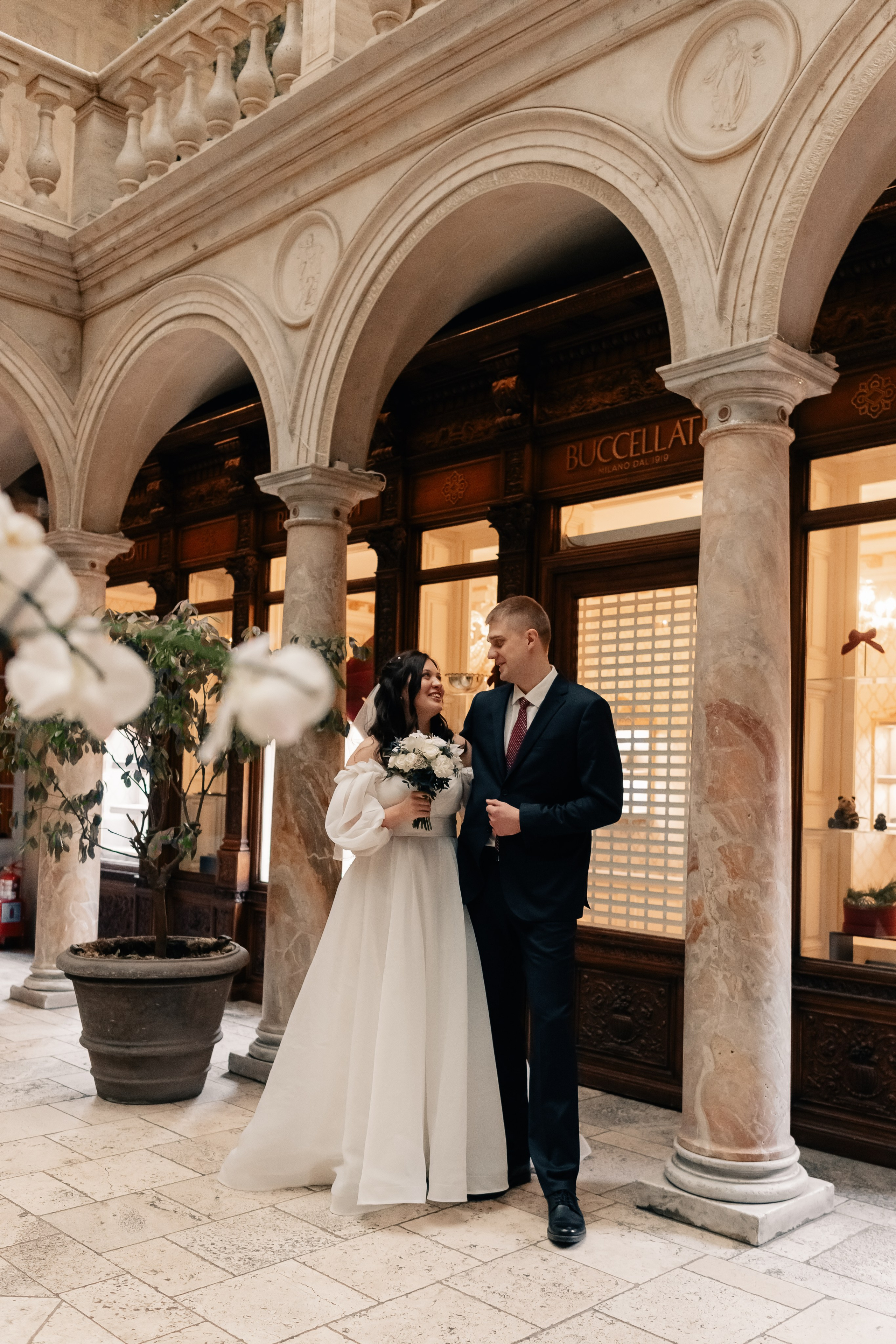 Роспись в Турандоте и прогулка. Свадебный фотограф в Москве Анна Сдобнова