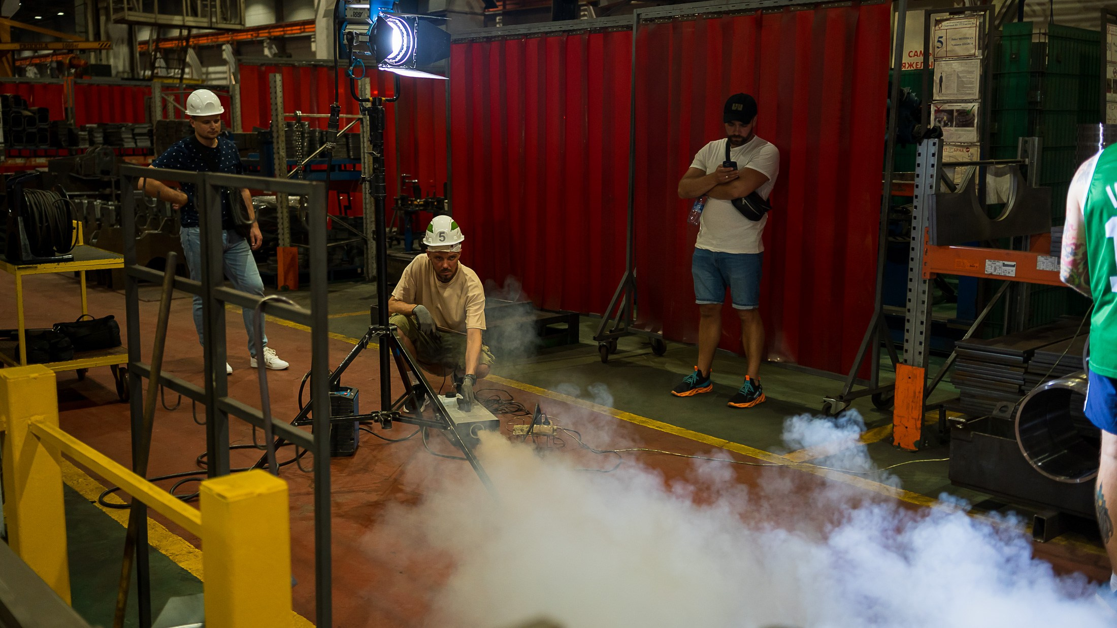 Кировский завод. Графический дизайнер Илья Левченко