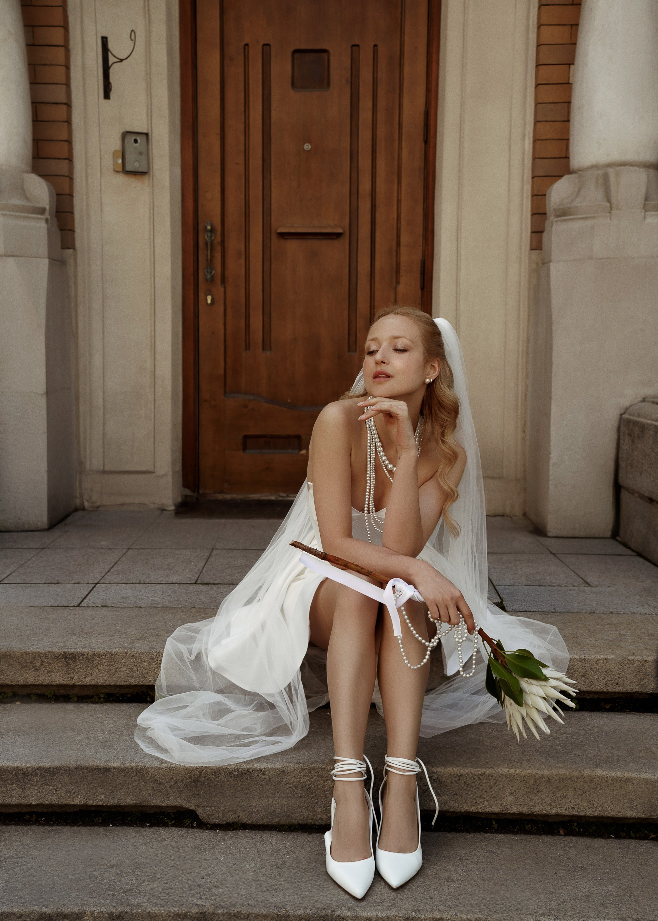 КАБРИОЛЕТ. Женский портрет