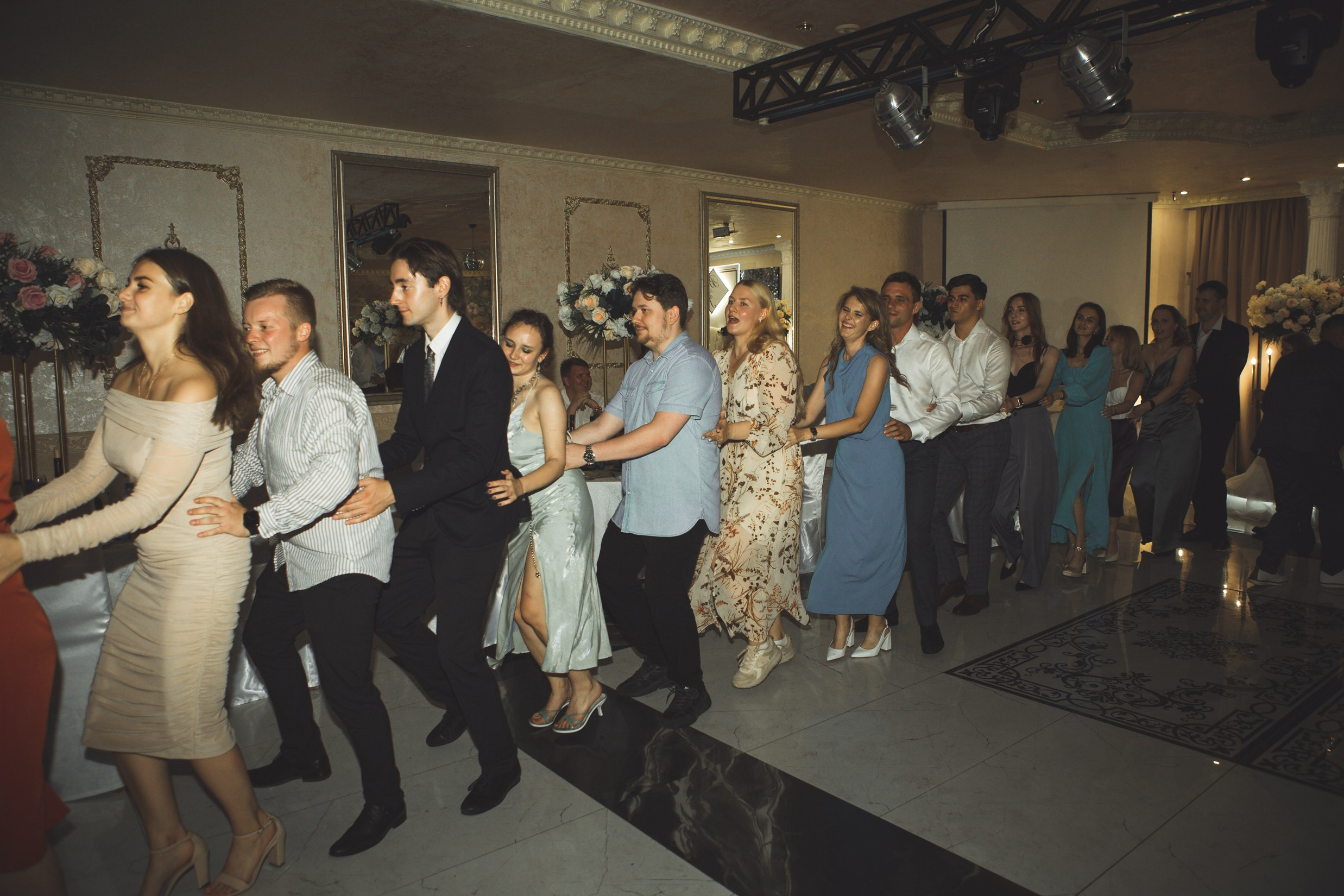 Свадьба с гостями. Свадебный и портретный фотограф Москва