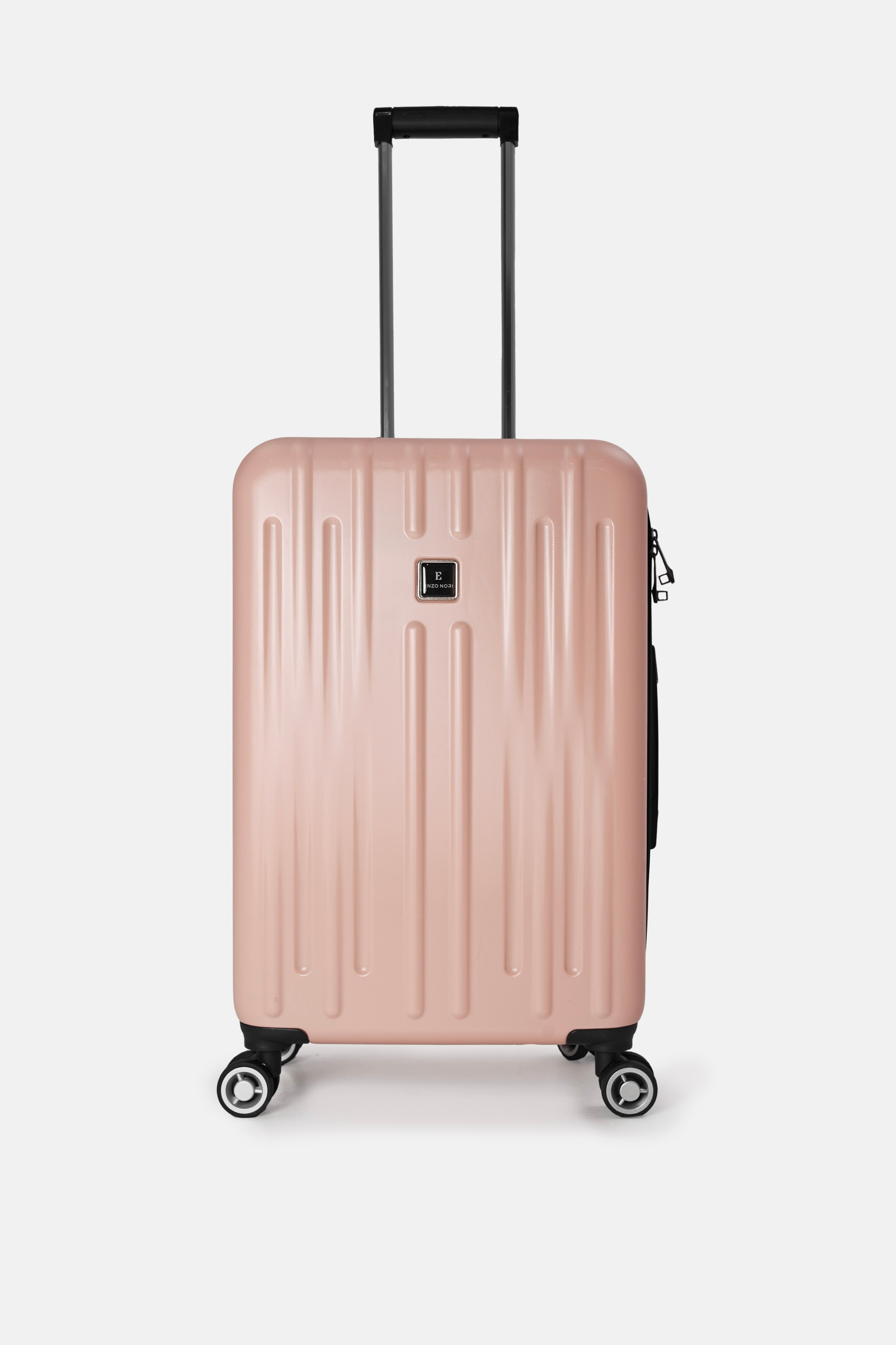 BOMOND. Портретный фотограф в Павлодаре Руслан Насыров