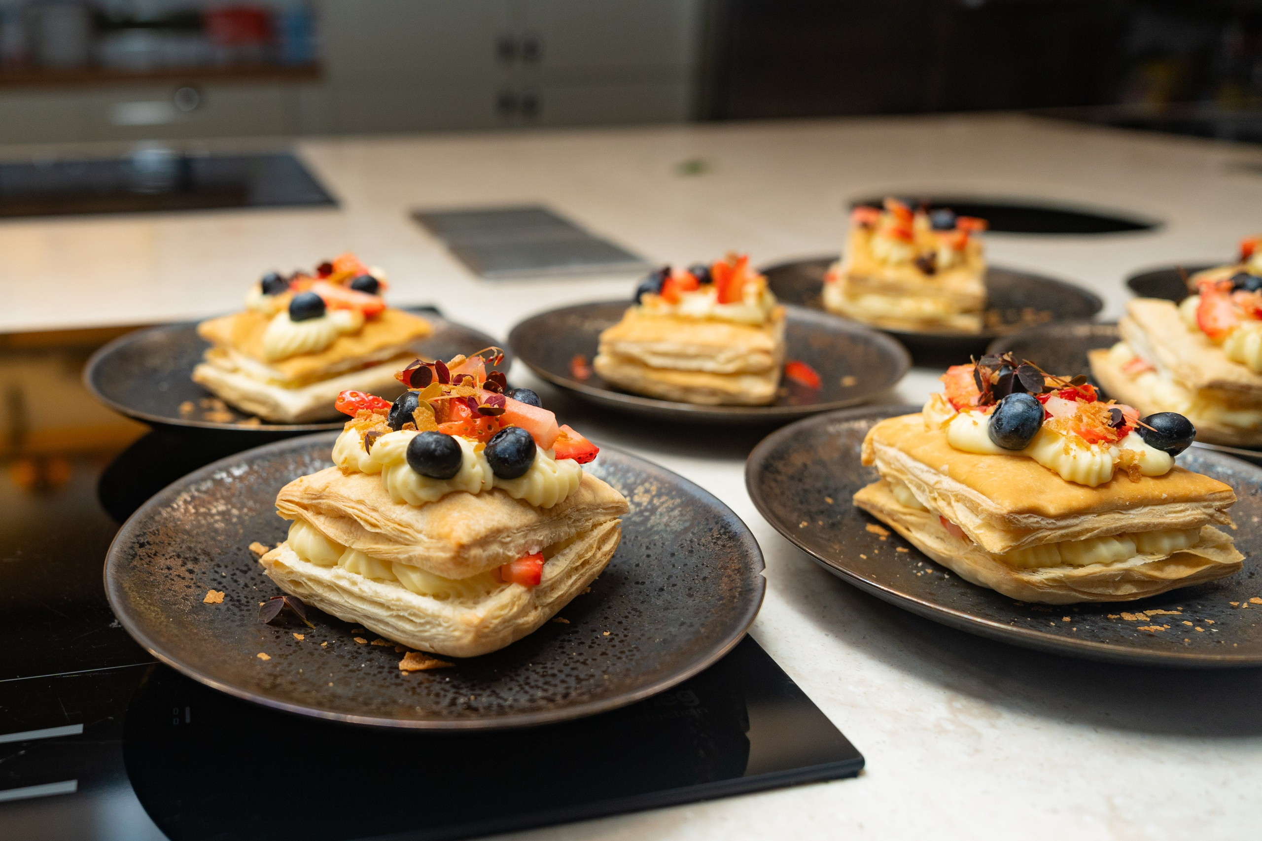 NOVIKOV SCHOOL — Умами зал. Фотограф Никита Комаров