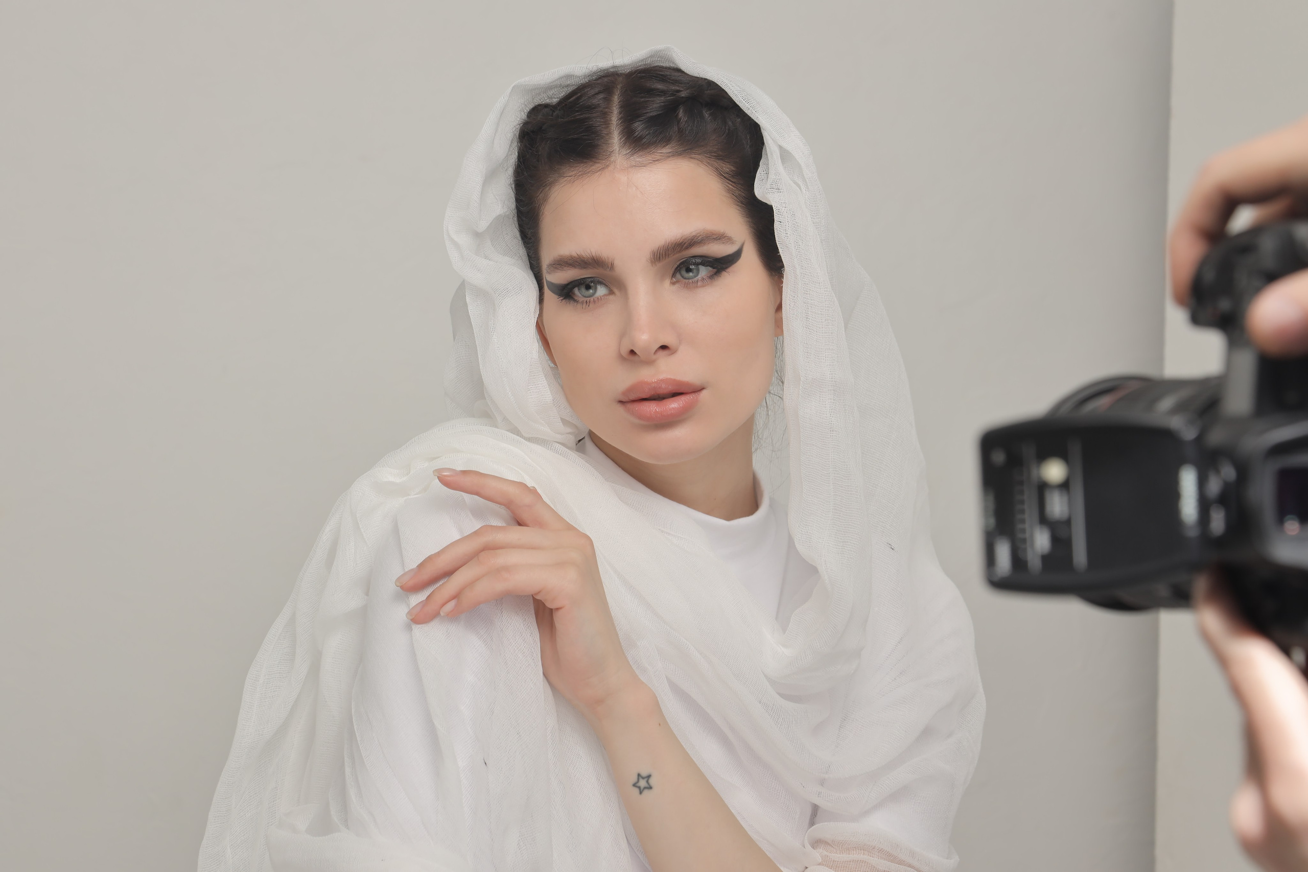 Белое на белом. Съемка в студии под ваш запрос, студийные съемки, фотографии архитектурных объектов — Александр Евстигнеев — фотограф Москва