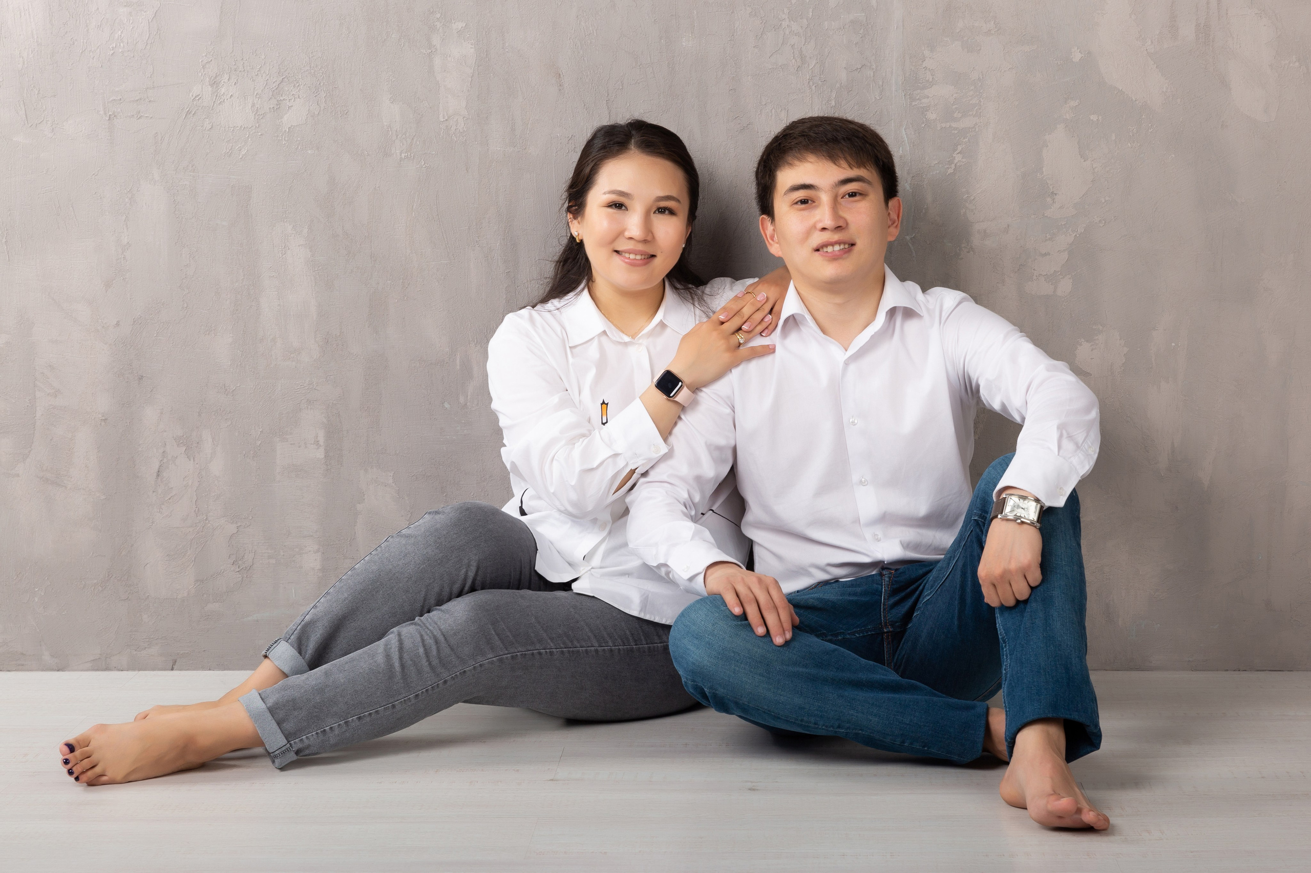 Аяулым и семья. Фотостудия Алматы. Семейная и детская фотостудия Family studio.Фотограф Алматы