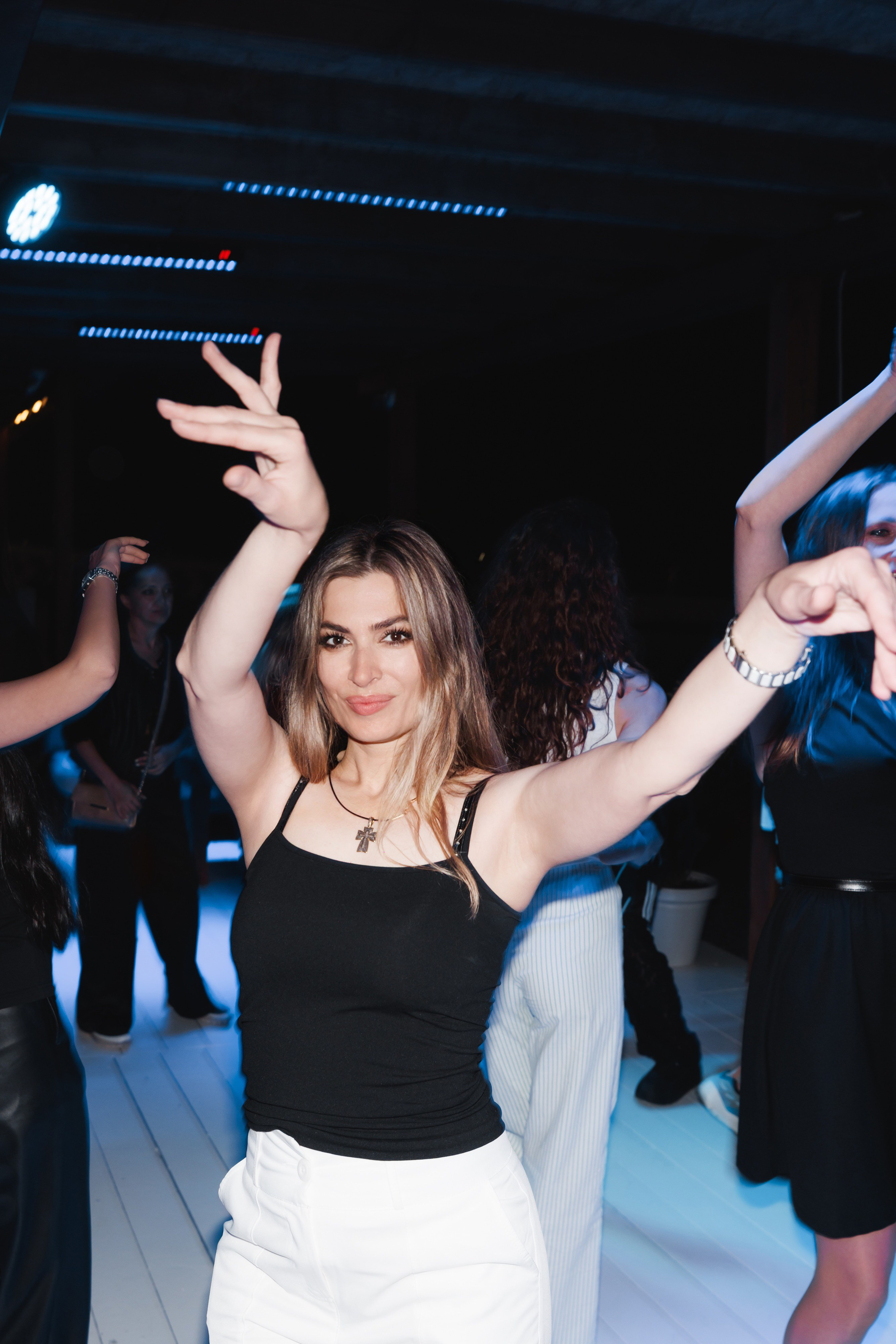 TROPICAL DISCO BIRTHDAY PARTY