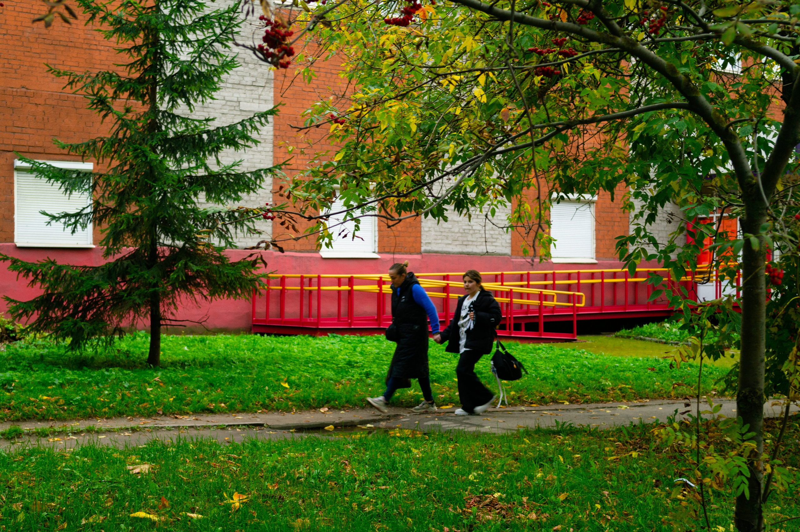 Сентябрь 2025. Den Mirov — Фотограф, Музыкант