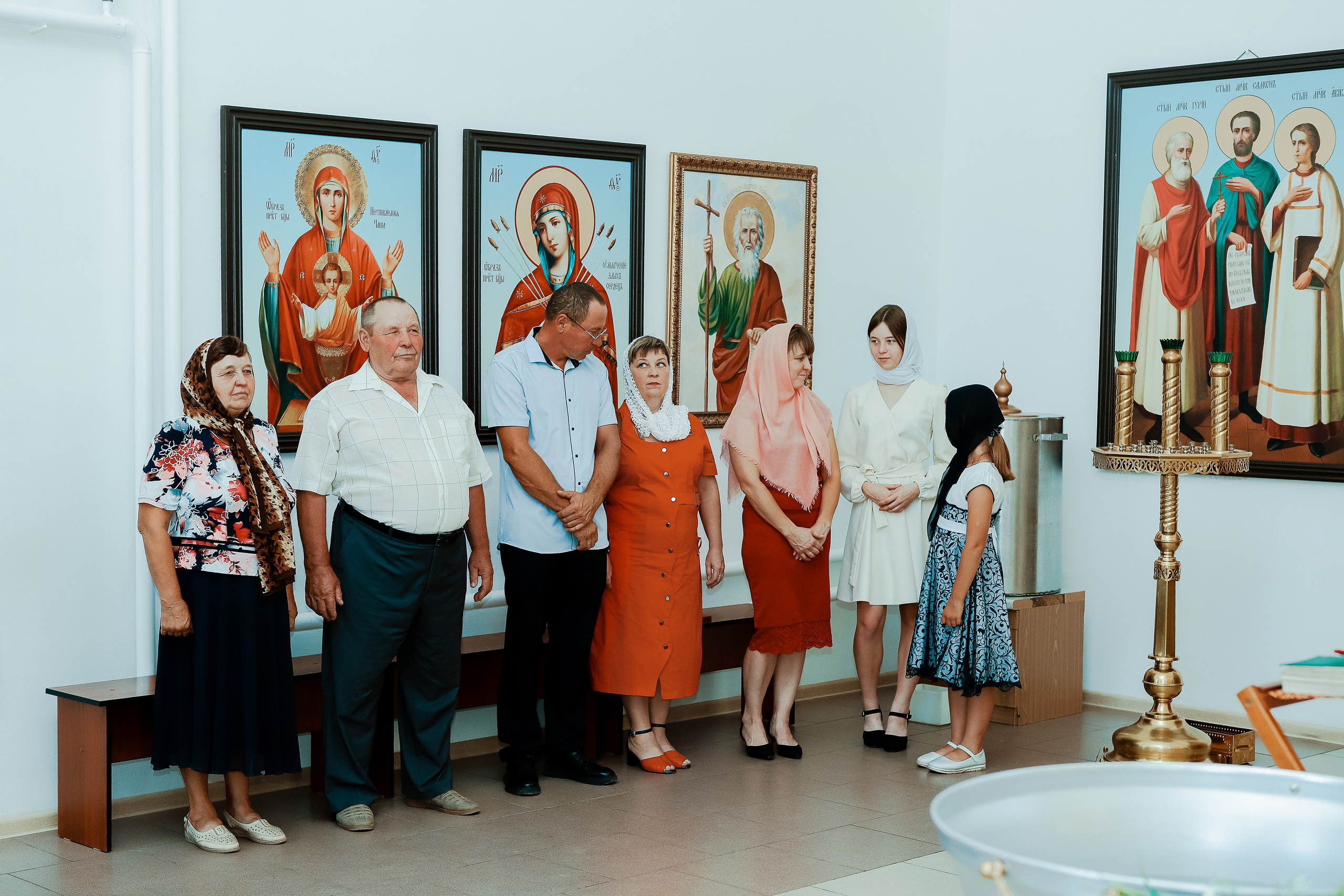 Таинство Крещения Отца и Дочери. Свадебный фотограф Евгения Фролова г. Каменск-Шахтинский, Донецк, Ростов