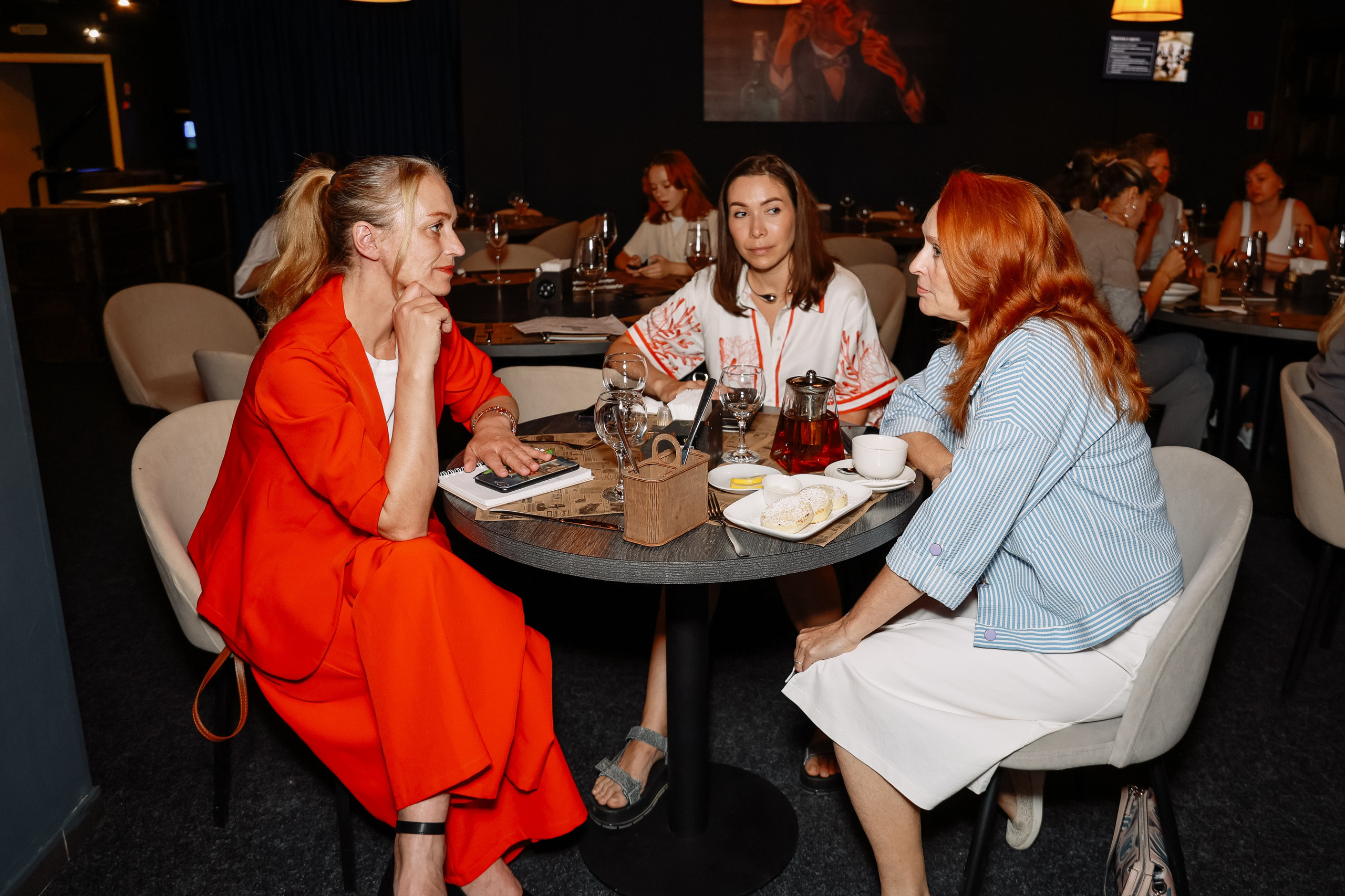 Красивый бизнес в Tomson. Фотограф Юлия Мальцева