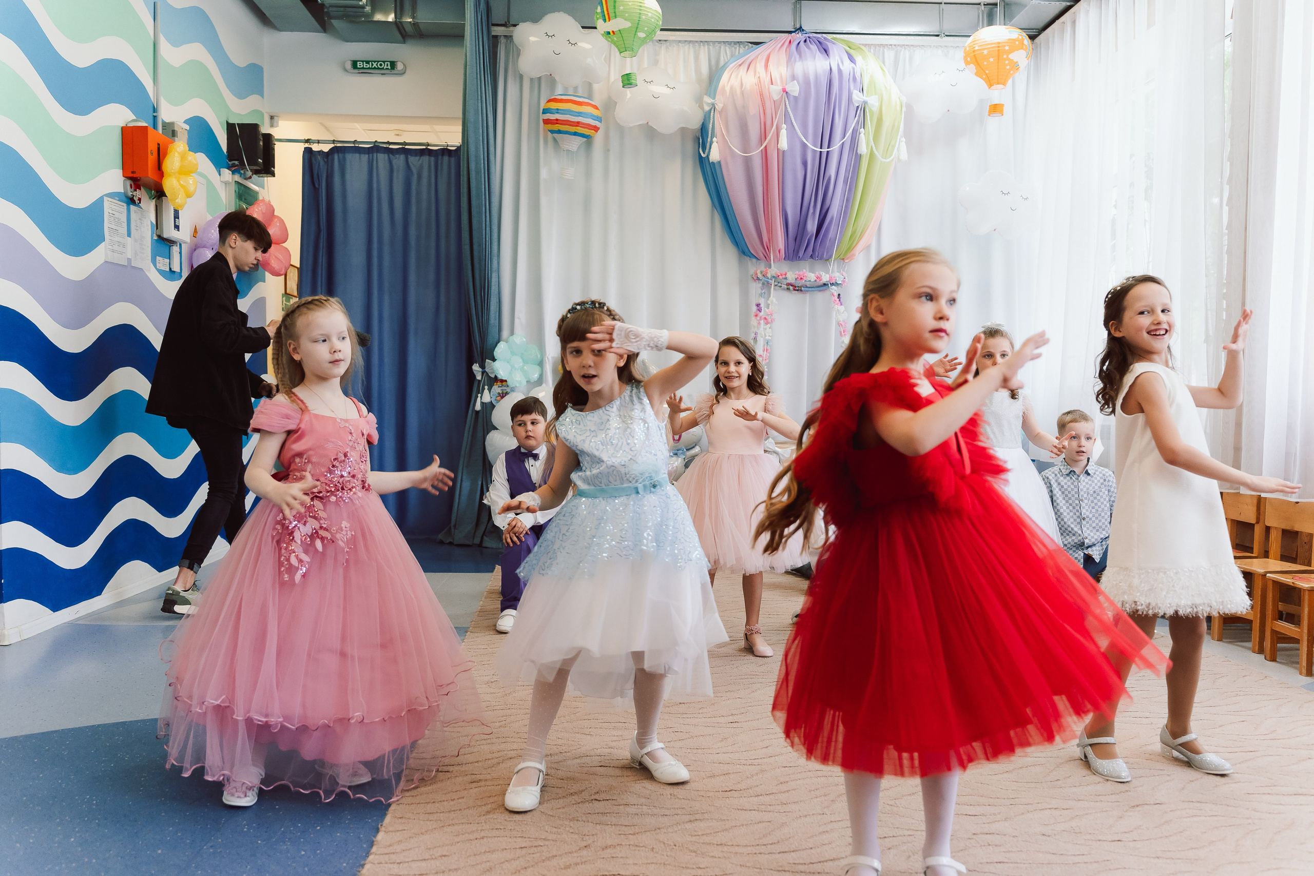 Пример фотосессии выпускного утренника в детском саду. Фотограф для семей и экспертов в г. Воронеж Ирина Круглова