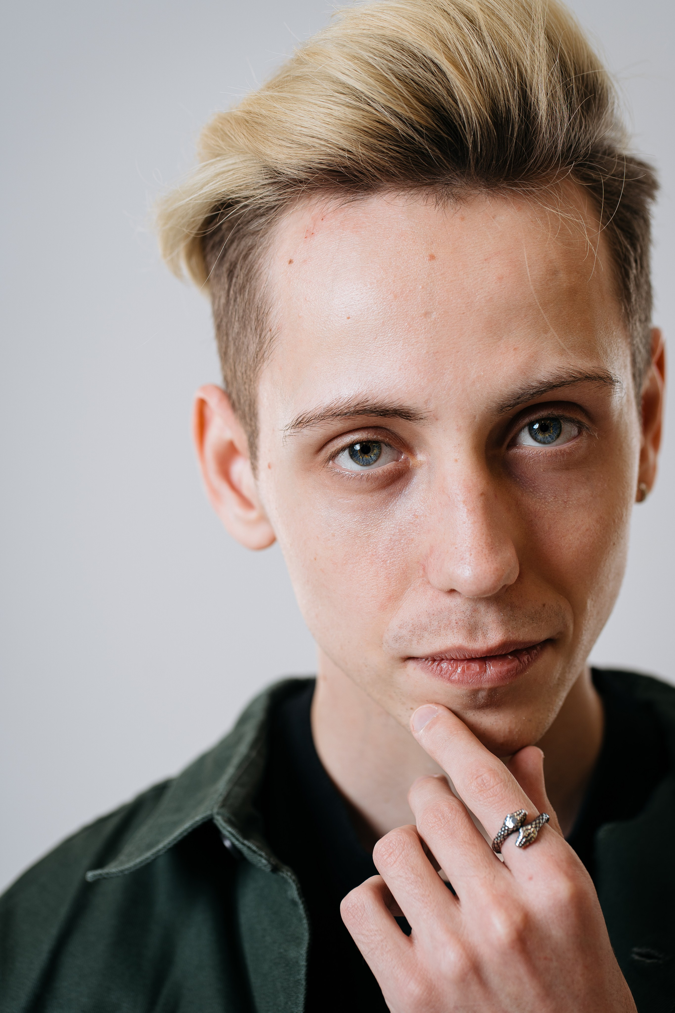 Портреты. Фотограф Москва Денис Косых — портреты, йога, творческие съёмки