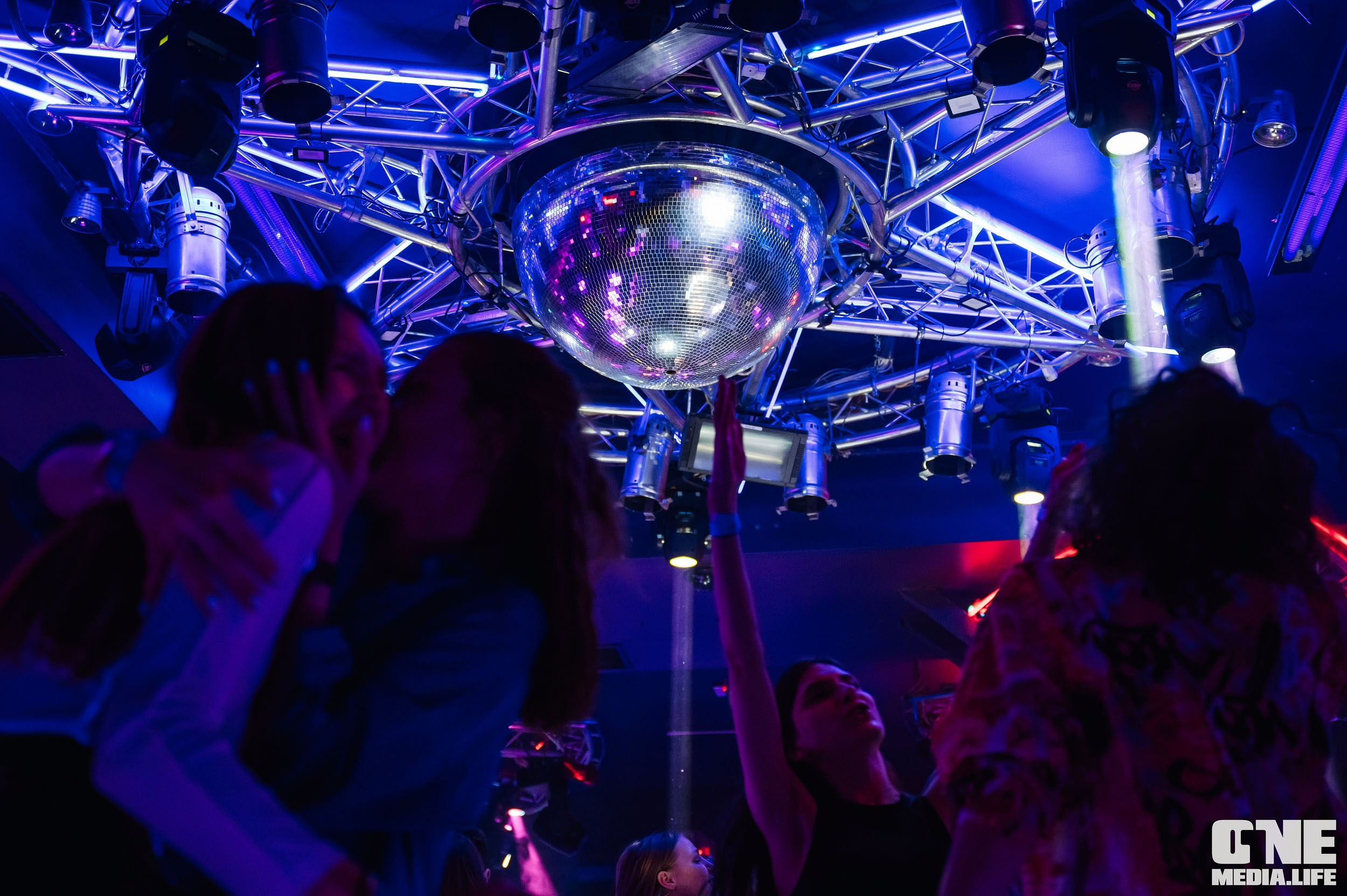 Фоторепортаж из РК Планета. One Media Life: фоторепортажи, фотоотчеты с мероприятий и заведений