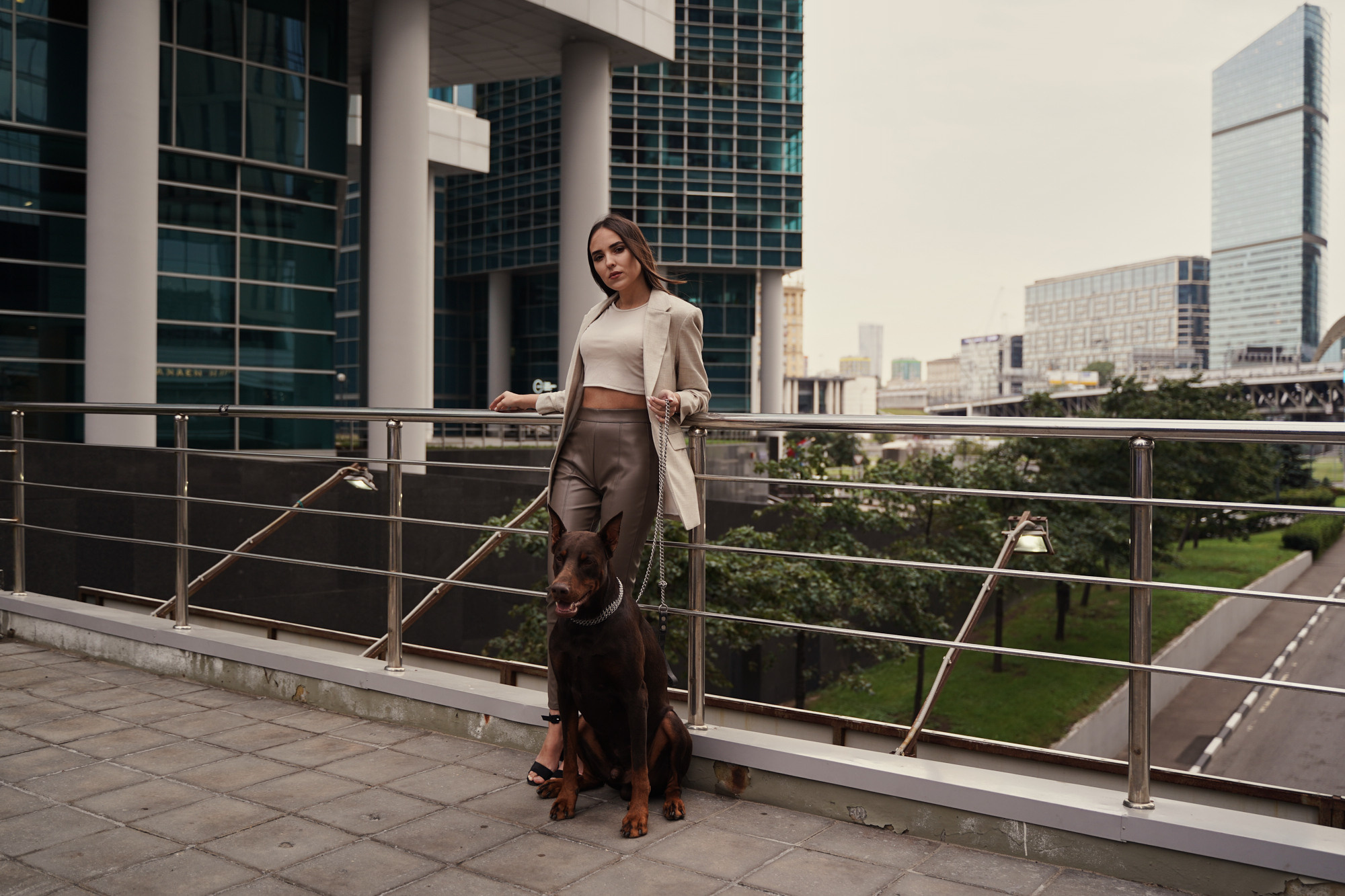 Фотосессия на улице и в парках Москвы. Уличная прогулка. Портретный фотограф в Москве Елена Капралова