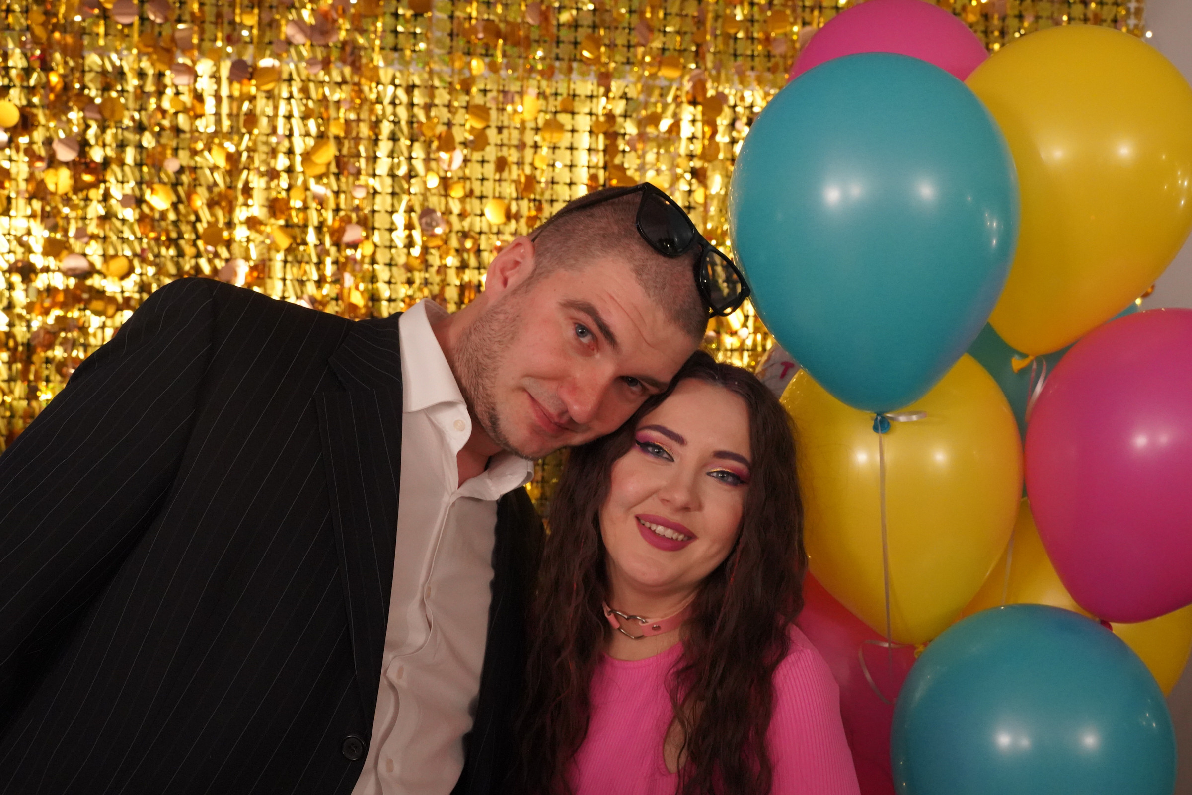 Взрослый день рождения в стиле 90-х. Фотосъемка праздника в Москве. Портретный фотограф в Москве Елена Капралова