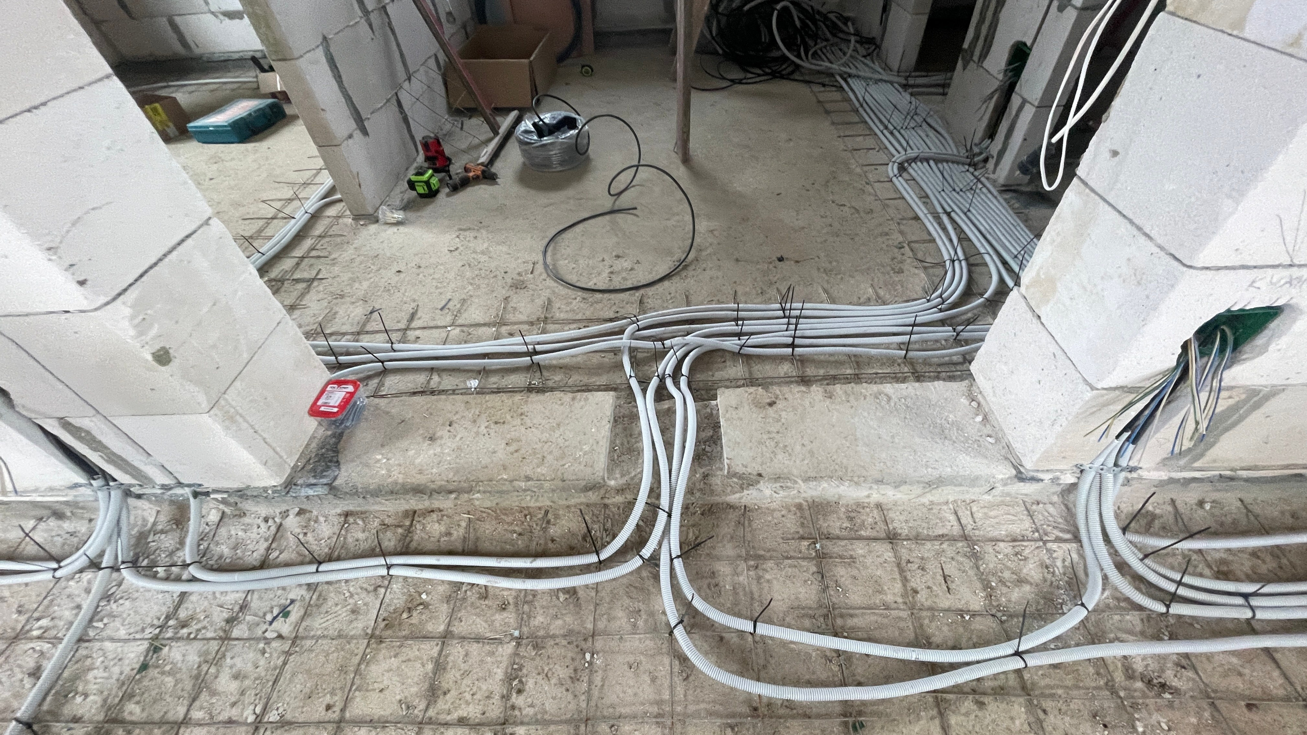 Устройство заборов Ленинградская область и Санкт-Петербург, заказать забор в Петербурге, устройство заборов в Петербурге, строители в Петербурге, сделать забор в Ленинградской области, сделать забор в Пушкине, заказать забор в Павловске, Заказать забор на дачу ЛО, строители ЛО, построить дом в петербурге, построить дом пушкин, строительная бригада в пушкине, построить дом в пушкине, построить дом в павловске, дом из газобетона в павловске, дом из газобетона в пушкине, строительство домов СПБ