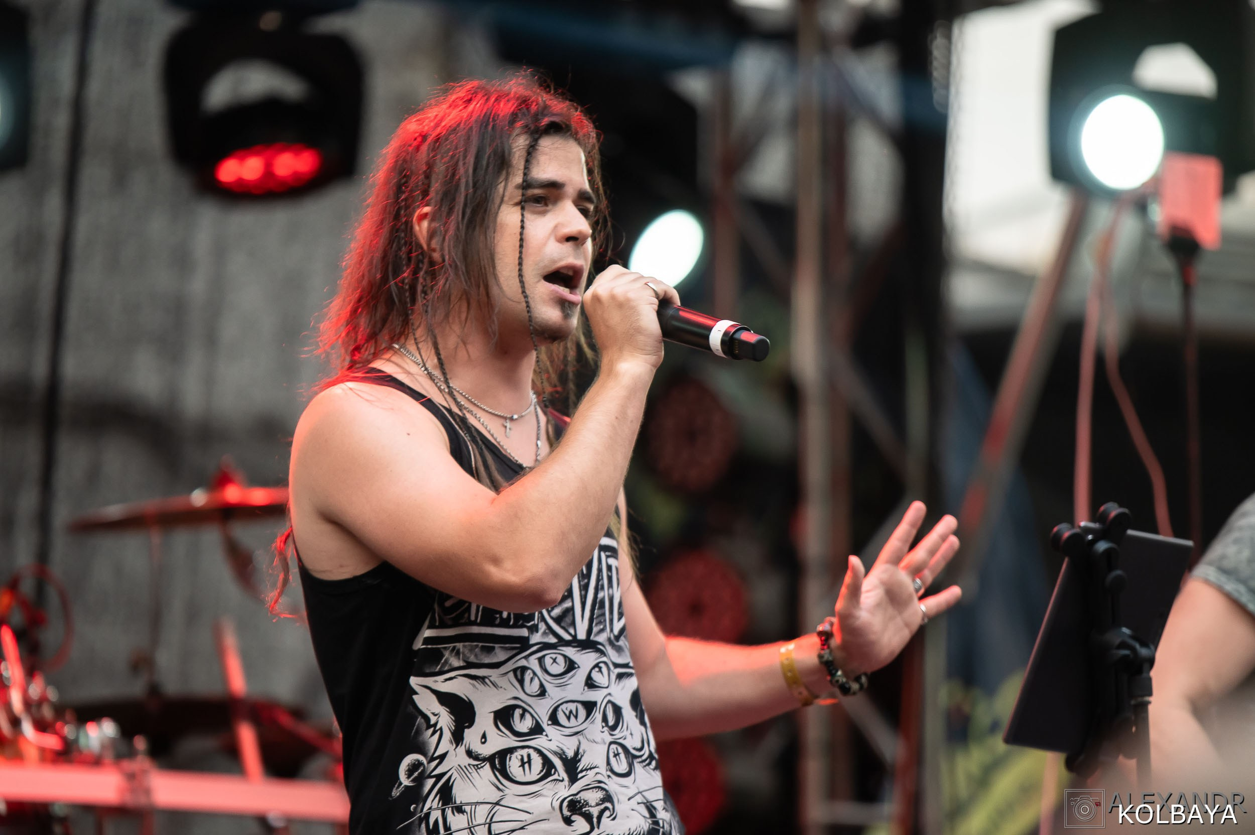 Фоторепортаж с мэшап концерта группы Черный Обелиск 4 июля 2024 года. Концертный и театральный репортажный фотограф в Москве Александр Колбая