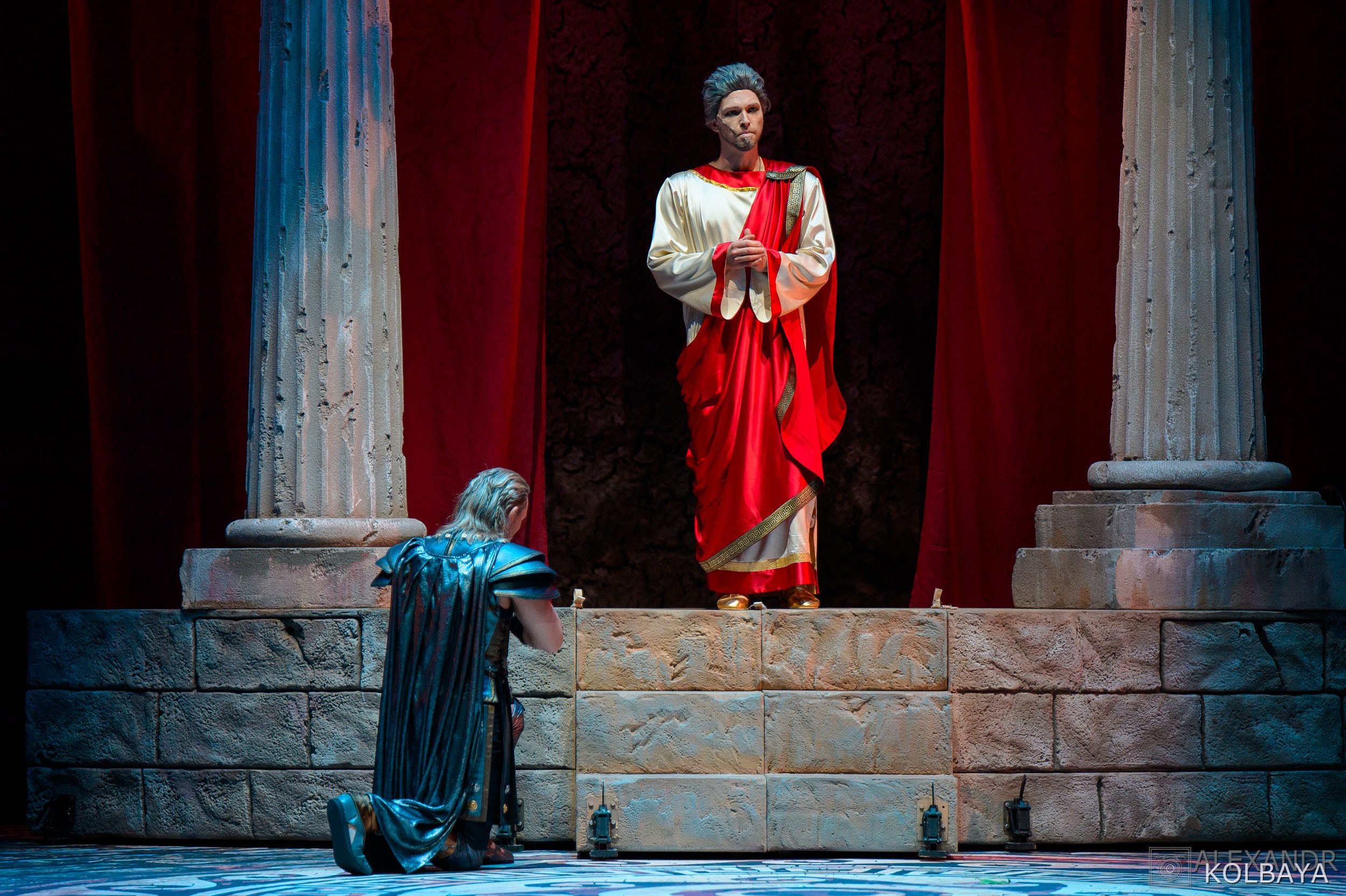 Фоторепортаж со спектакля Гладиатор в Театре Терезы Дуровой. Концертный и театральный репортажный фотограф в Москве Александр Колбая