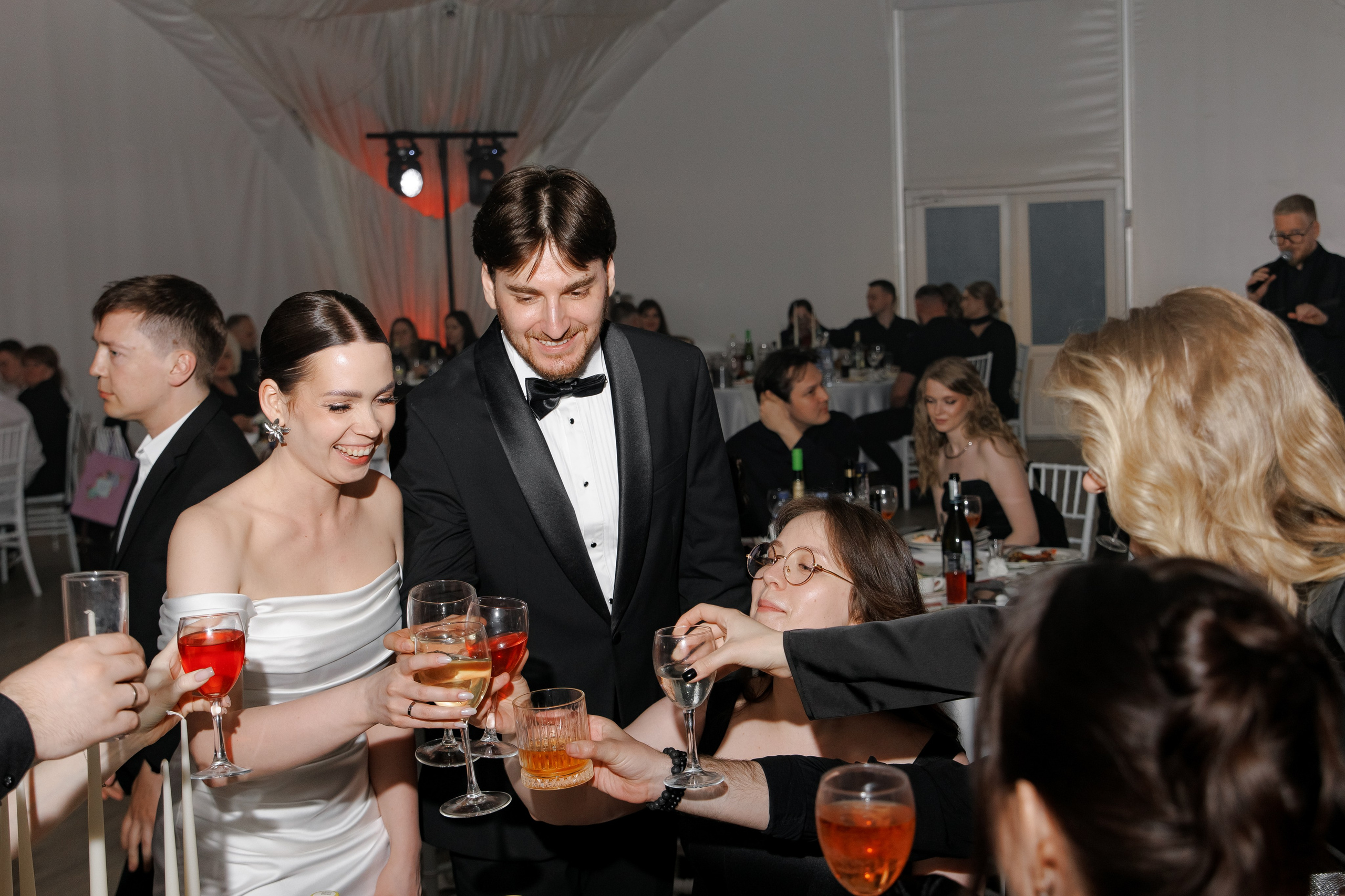 Свадьба в Ярославле — серия парк отель Мазай, выездная регистрация, кавер группа | Портфолио. Свадебный фотограф в Москве, Ярославле Виталий Квант