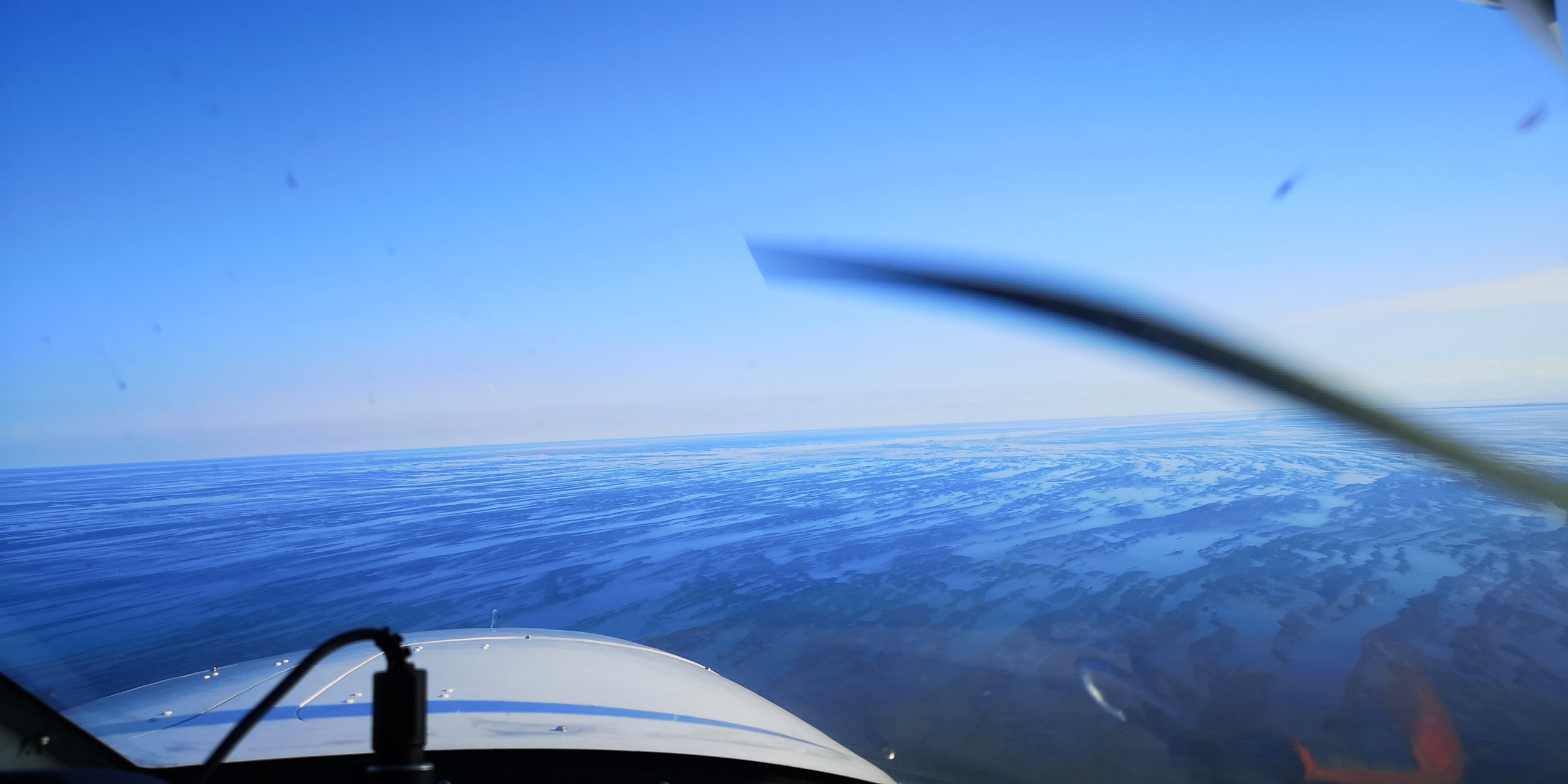 Каспийское море (наука на Ла-8) (2021 г.). Фотоальбом показывающий увлекательный мир авиации и мир медведей Андрея Иванова