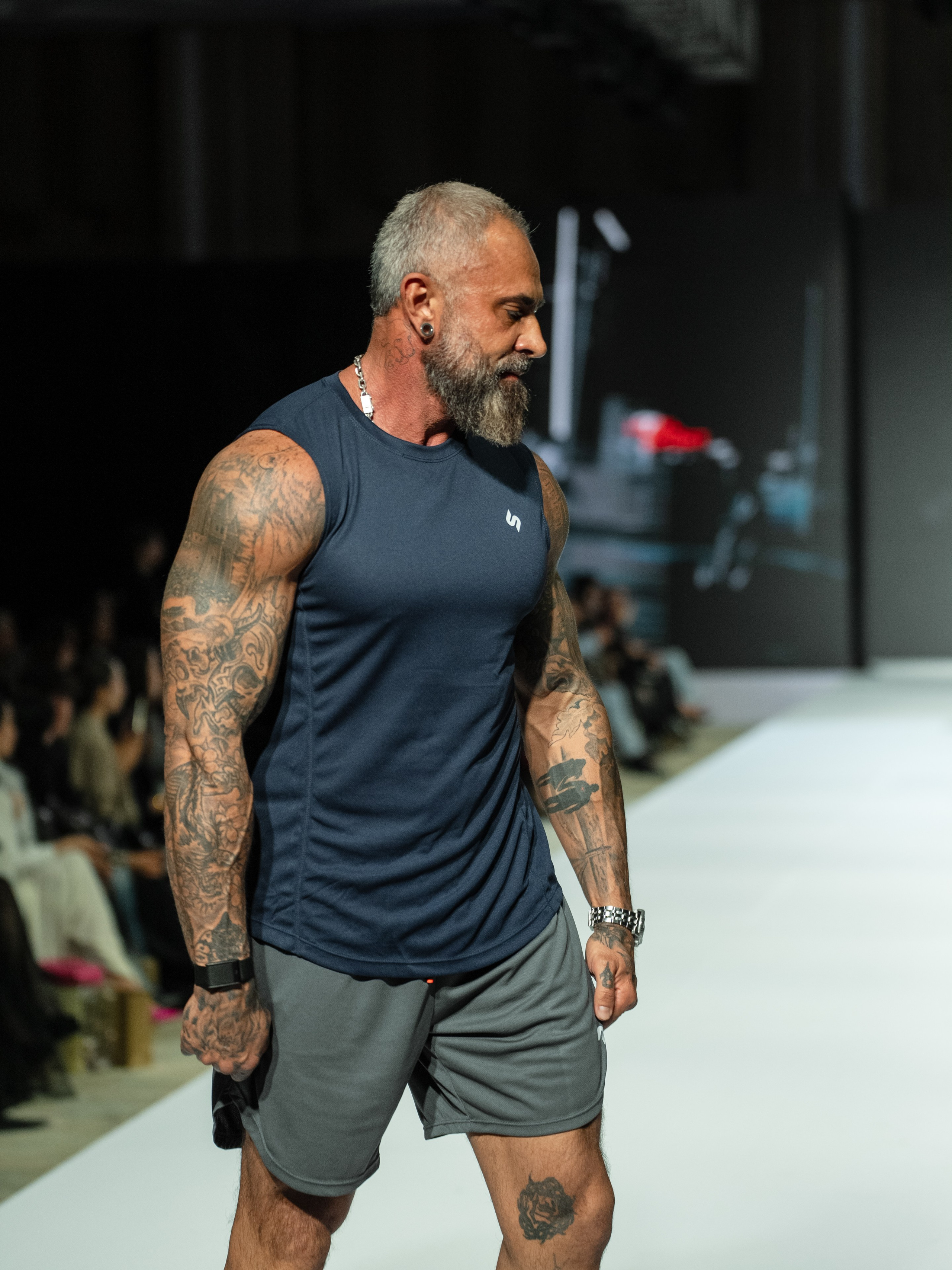 EURASIAN FASHION WEEK Husl Sport. Сайт Алматинского НЮ АРТ, будуар и фэшн фотографа Дениса Карпенко
