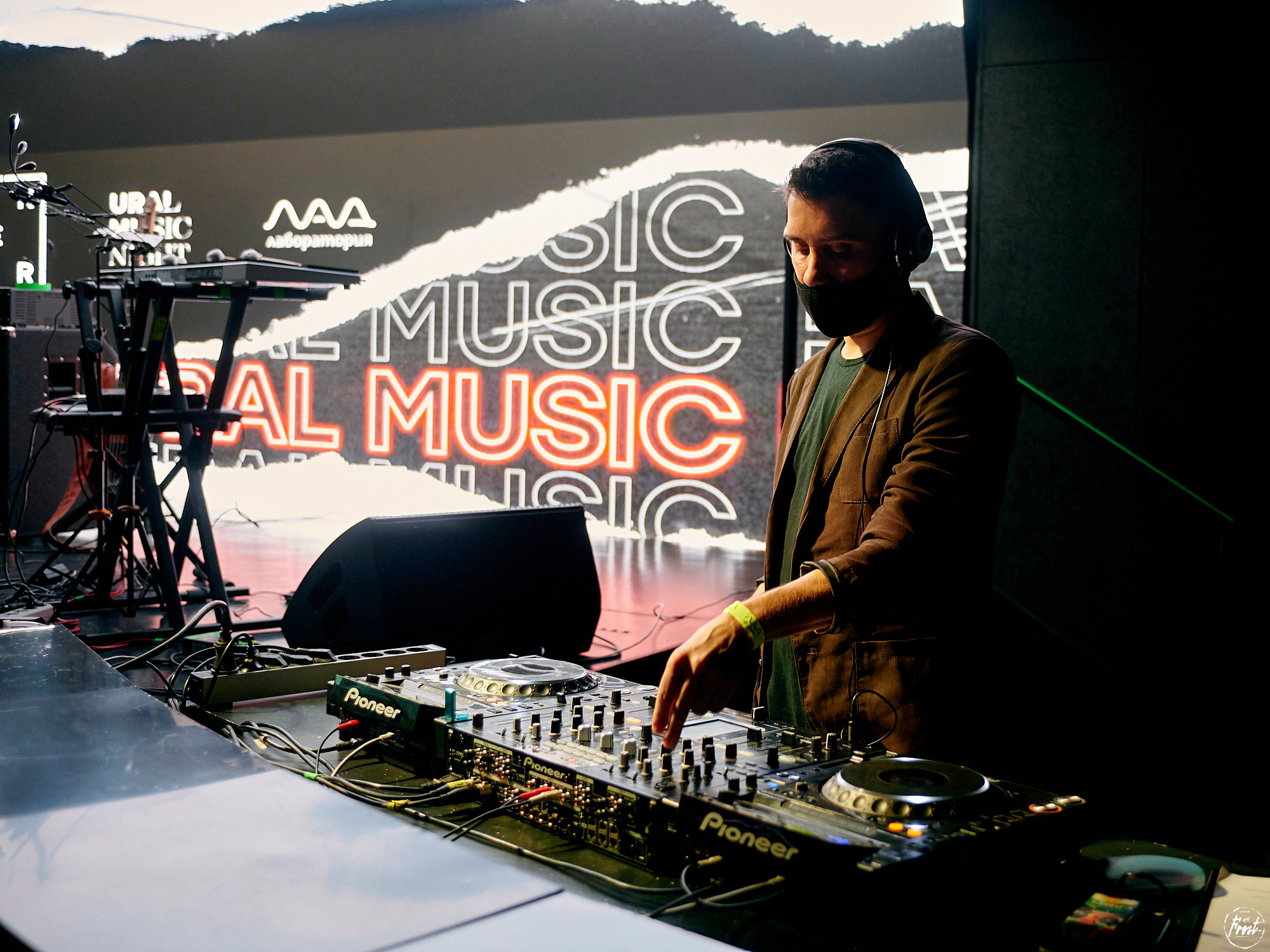 Квартет Антона Горбунова. Фотографии отовсюду и обо всем