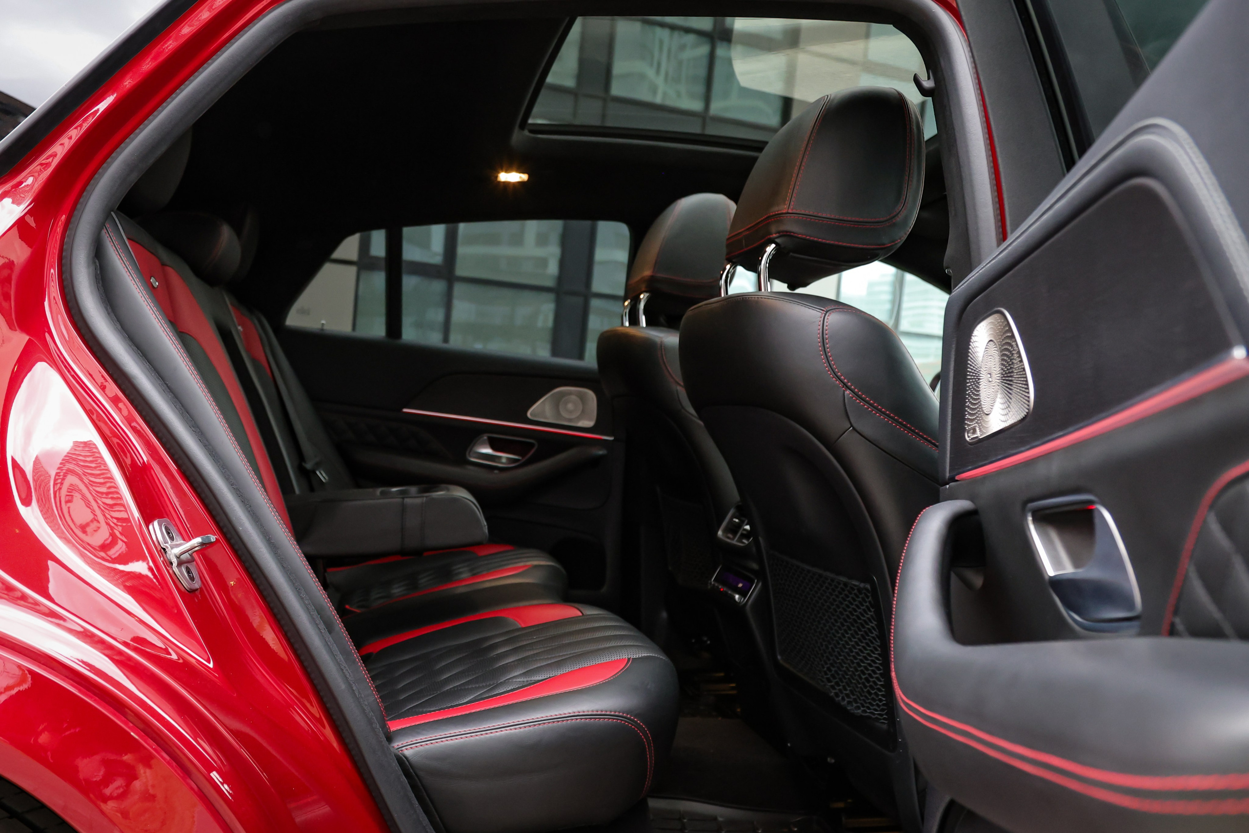 2021 MERCEDES GLE. Mixturecaptures