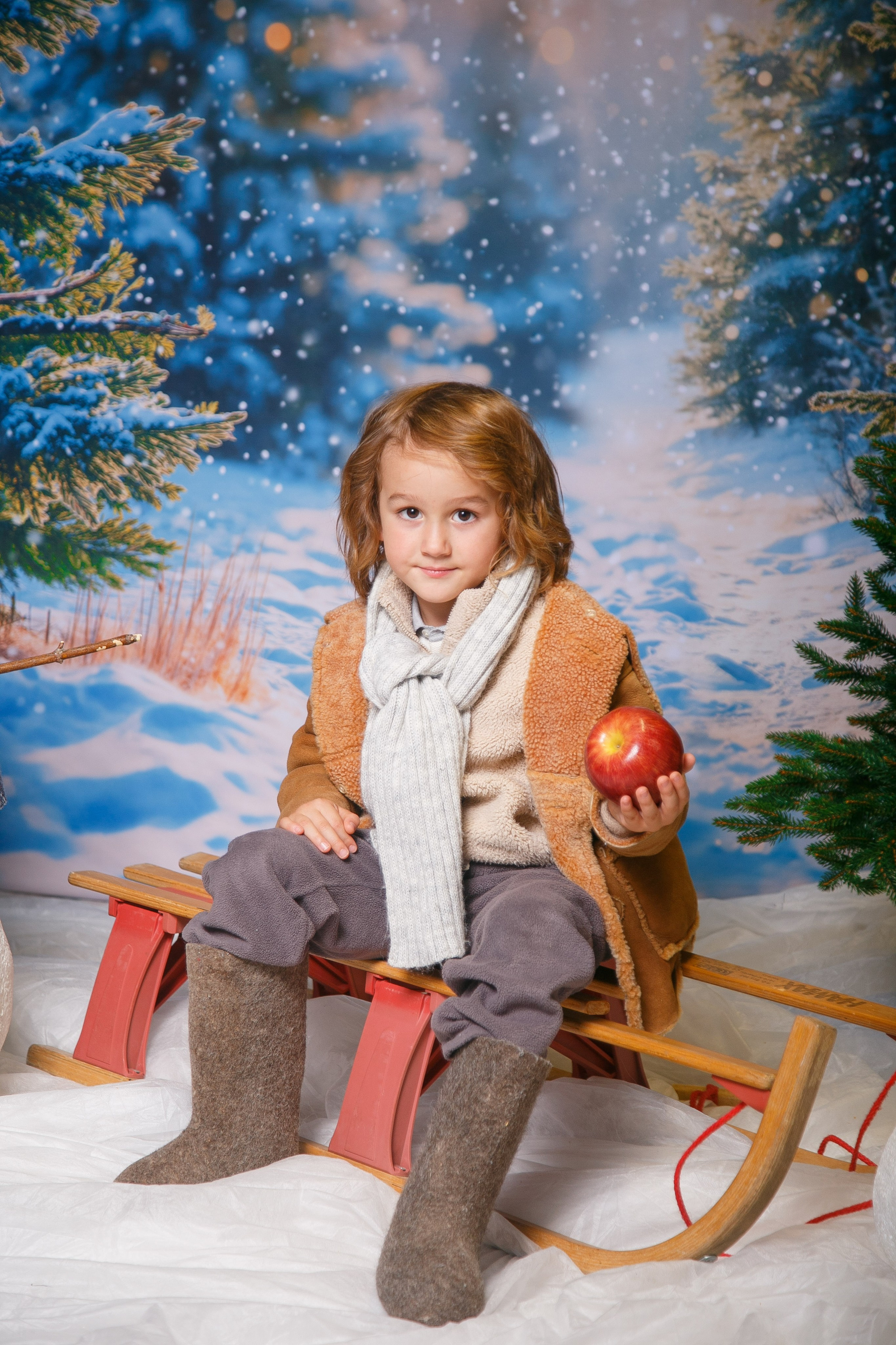 Зимний лес. Детская фотостудия Москва