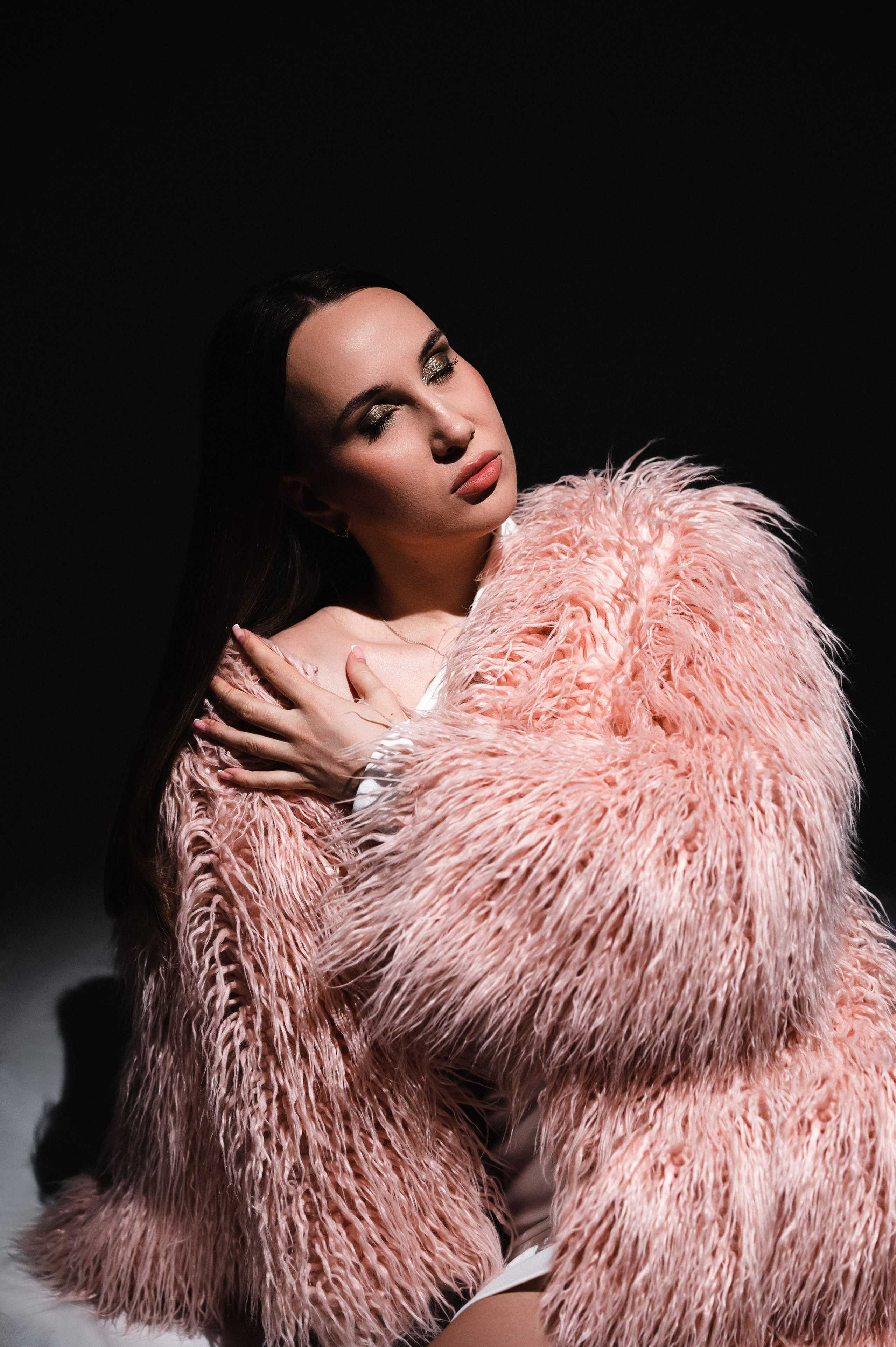 Зимняя в студии. Фотограф Ярута Оксана / Ростов-на-Дону