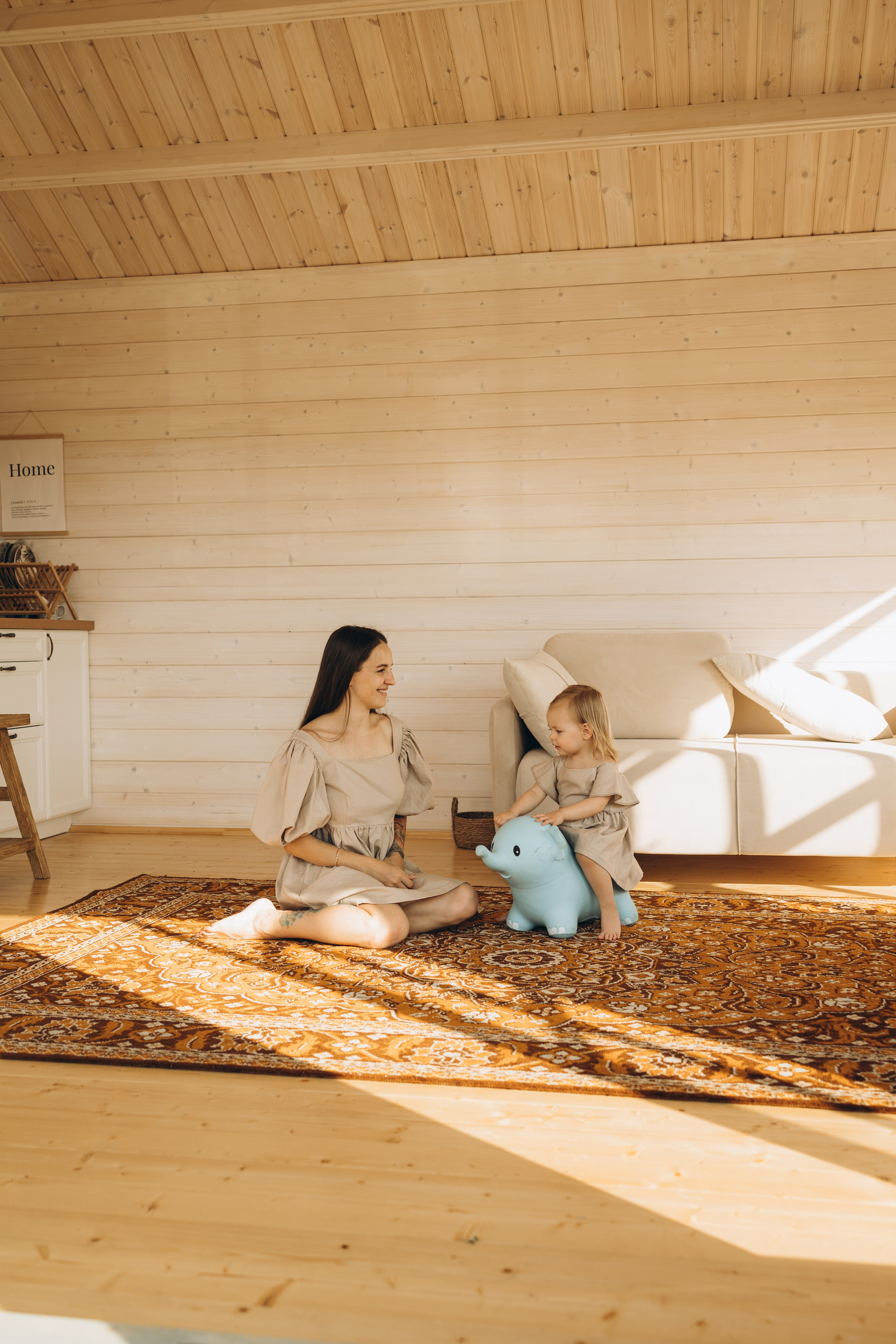 Оля и Мирослава Беседка. Семейный фотограф в Москве Виктория Ястребинская