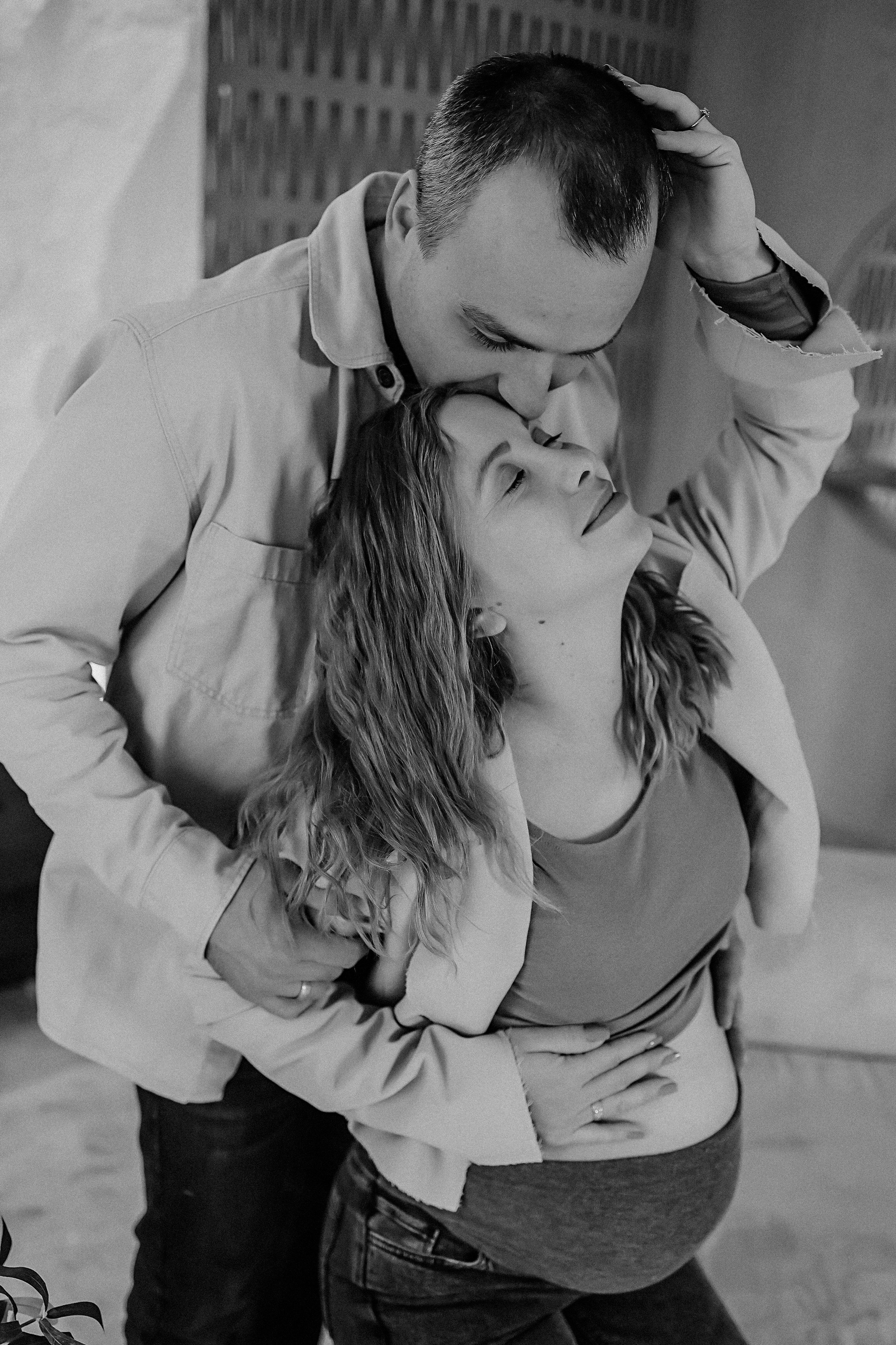 Фататум циклорама и зал. Семейный фотограф Тюмень, фотограф на роды Салмина Мария