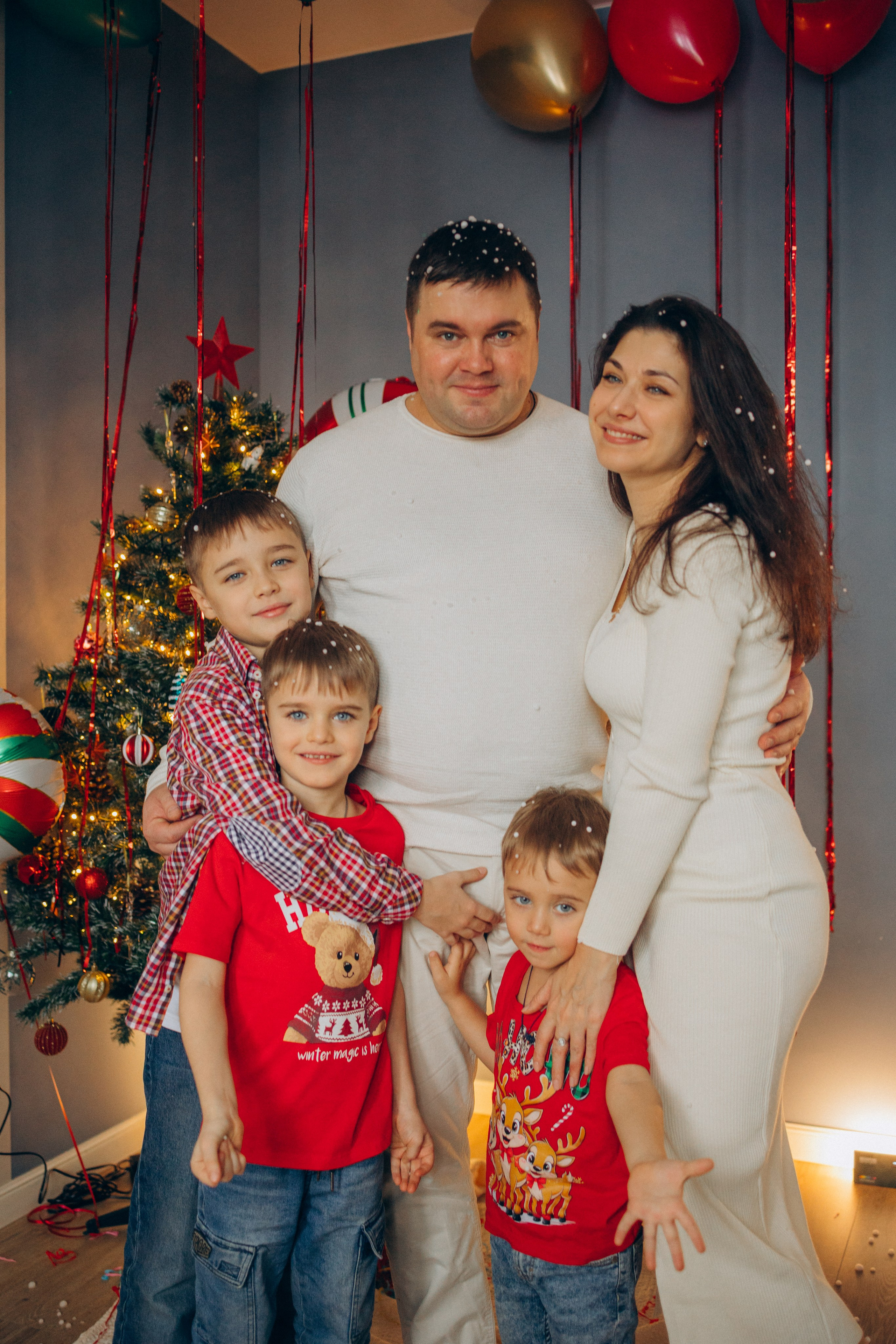 Семья — это тепло объятий и свет улыбок!. Фотограф Москва Светлана Кирюшина