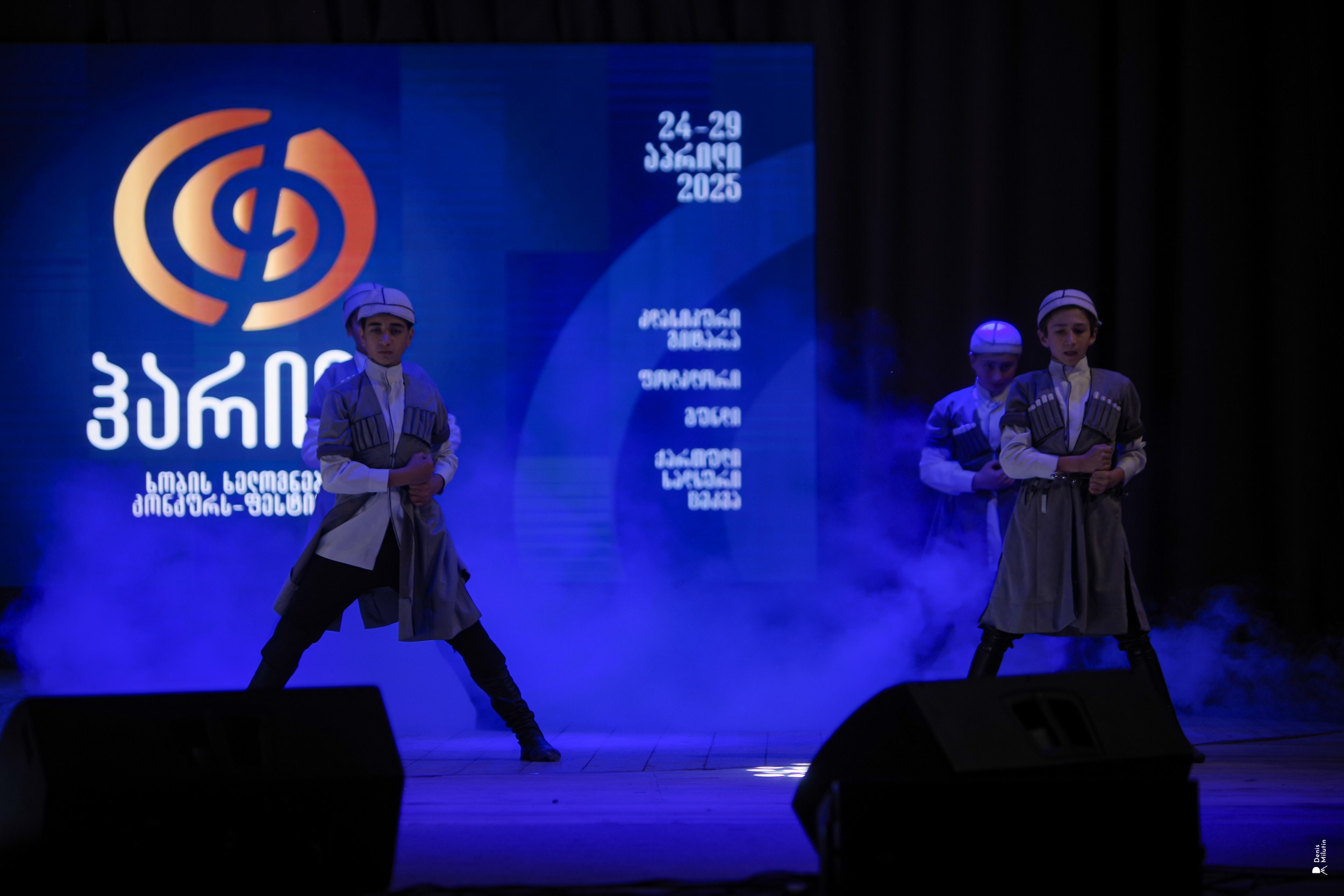 Танцы в Хоби. Портретный фотограф Денис Милютин