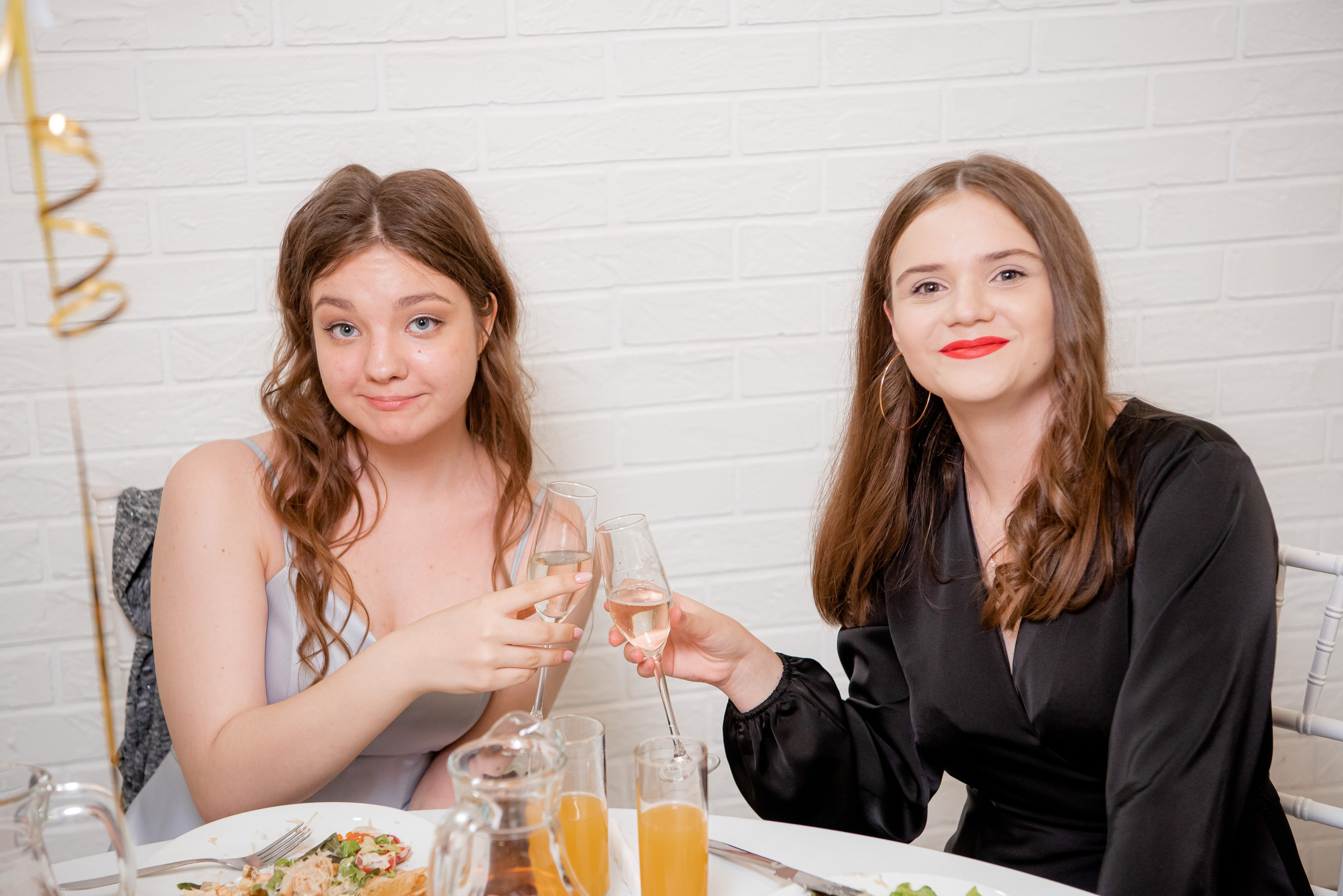 30 Школа. Вручение и Банкет. ДК Юбилейный и Банхоф. Фотограф в Волгограде и Волжском Александр Горбань