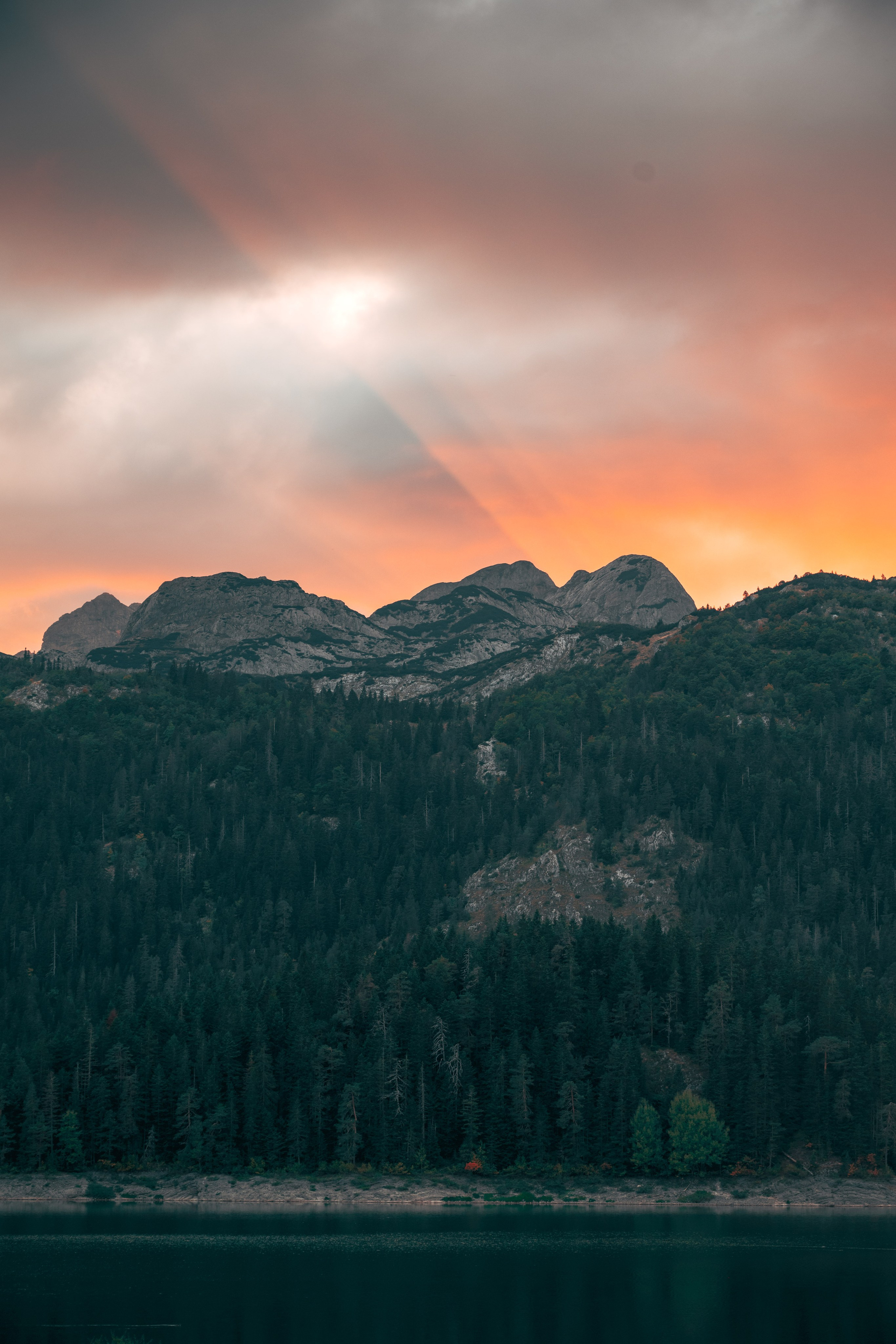 ДУРМИТОР. ЧЕРНОЕ ОЗЕРО. Фотограф в Белграде Чугреева Елена