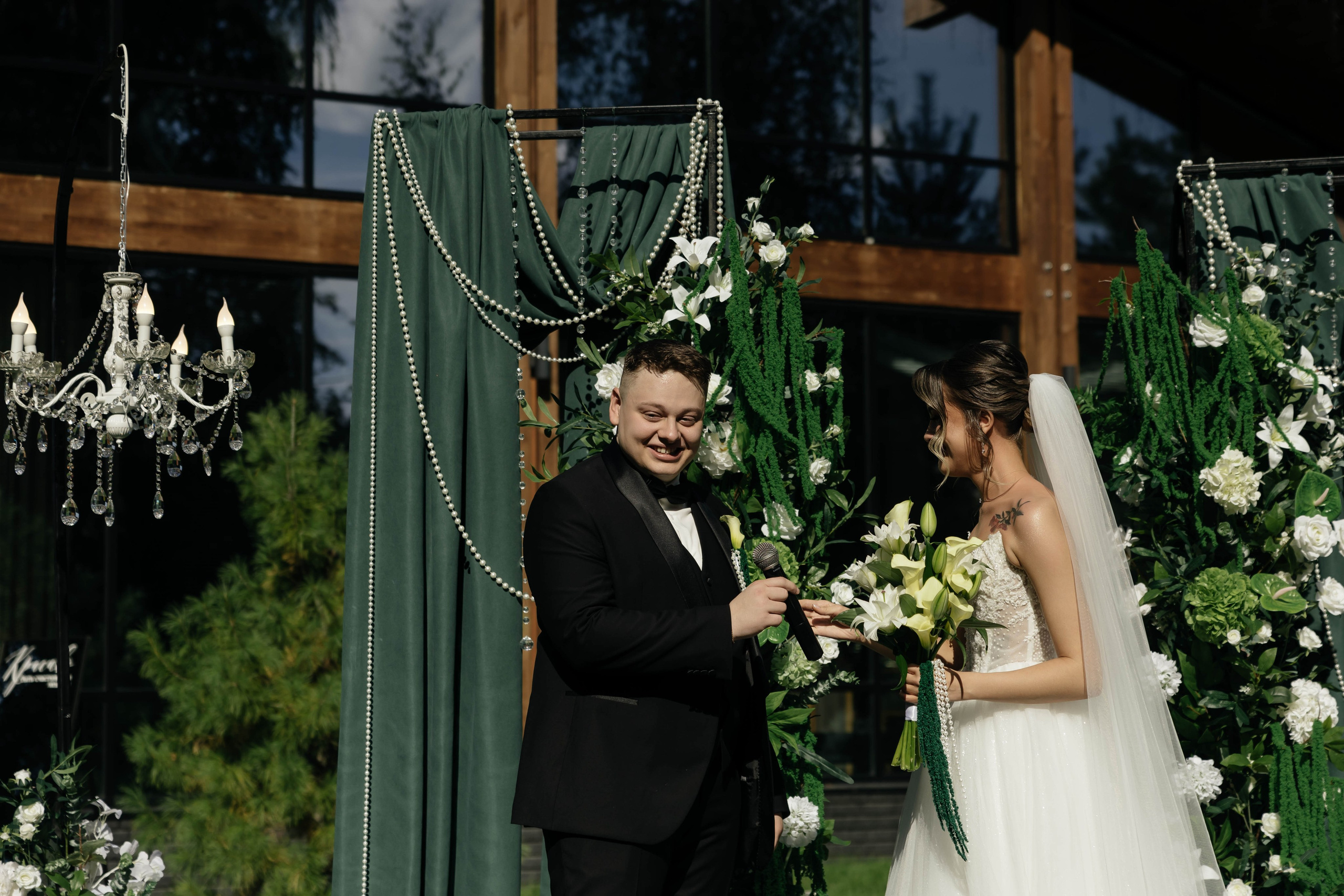 Свадебная история. Лесной Виладж. Свадебный и семейный фотограф Рассказова Виктория