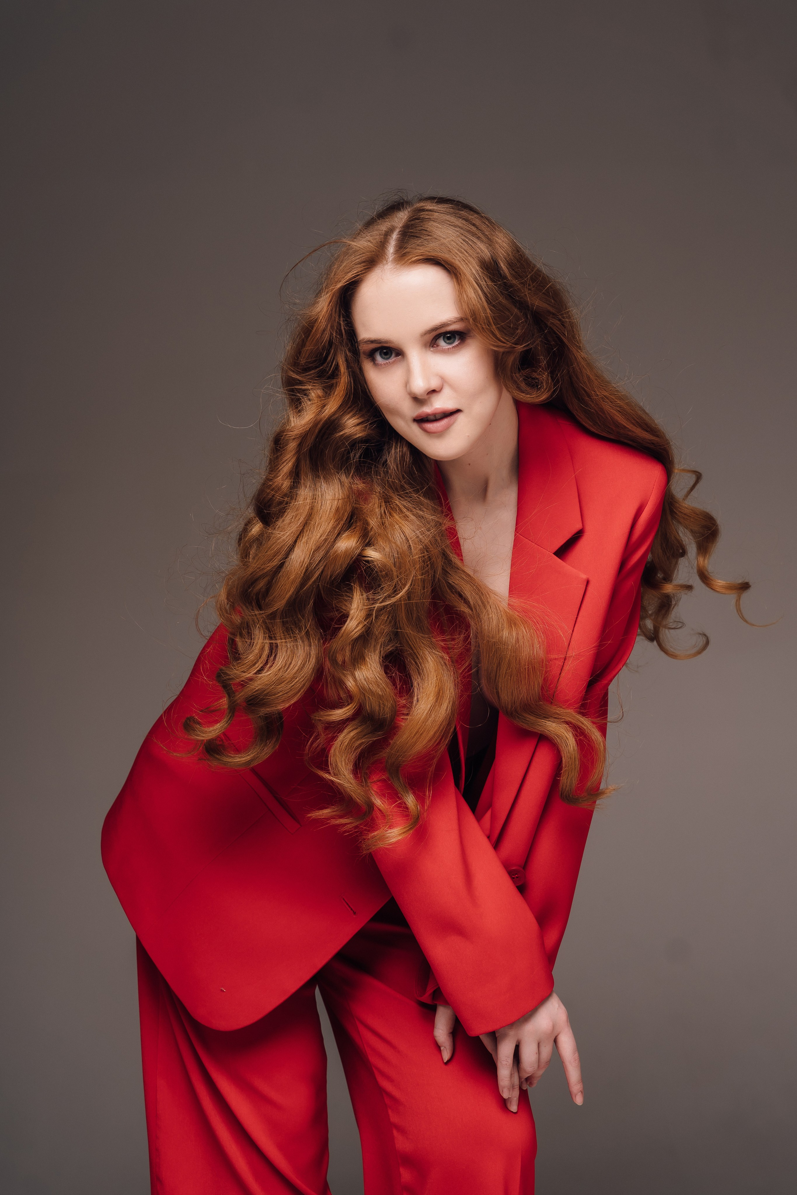 ASYA IN RED. Анастасия Вайнер — свадебный и портретный фотограф в Германии и по всей Европе