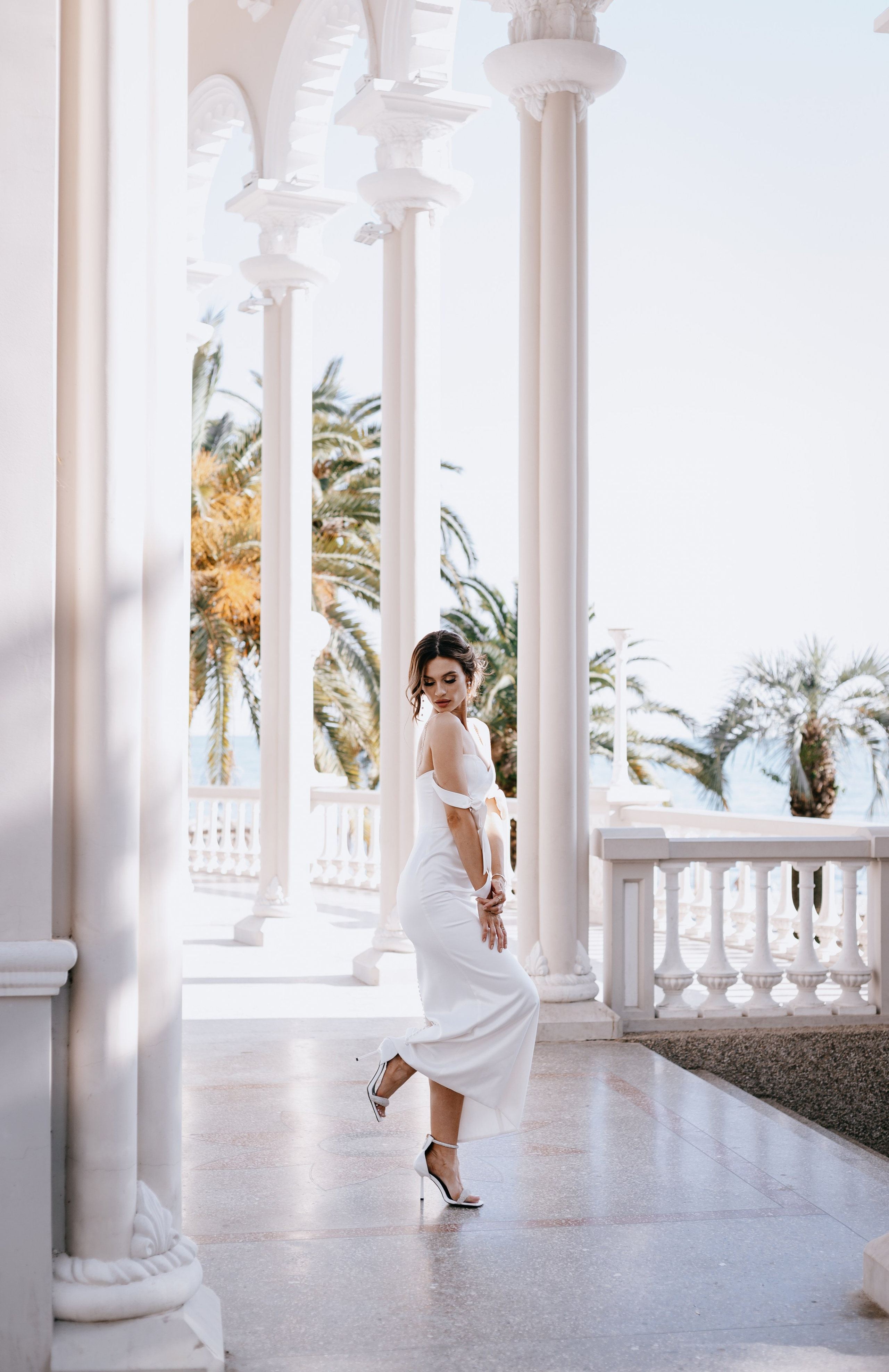 Элегантность в белом. Photographer Victoria Slavnova