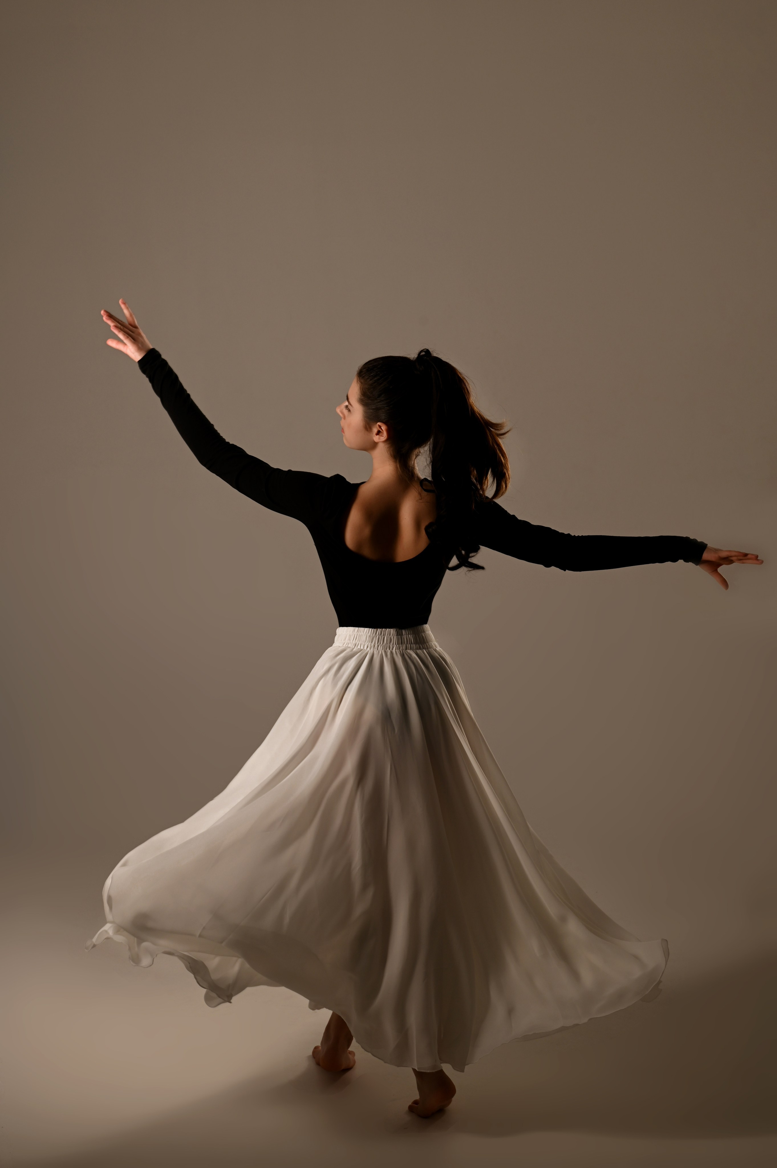 Dance. Портретный фотограф Любовь Безволева